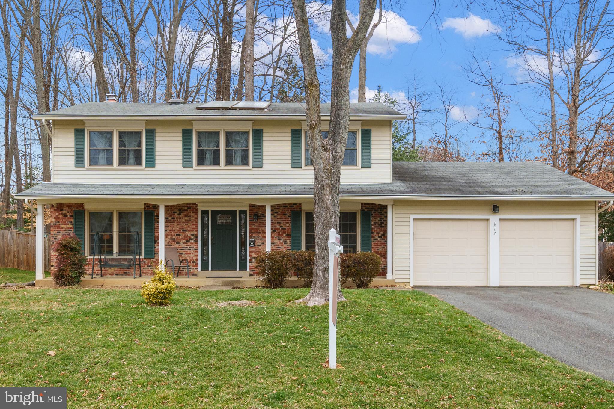 LONGWOOD KNOLLS - Residential