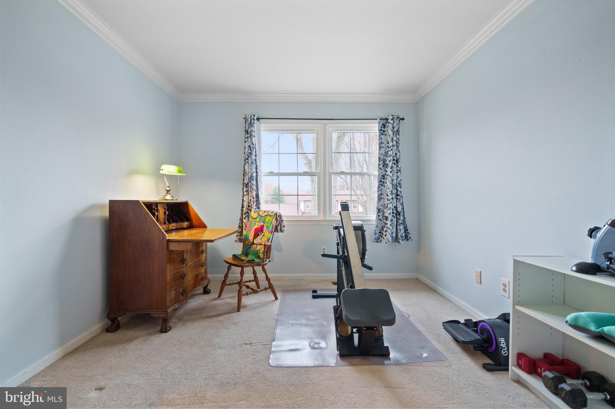 LONGWOOD KNOLLS - Residential