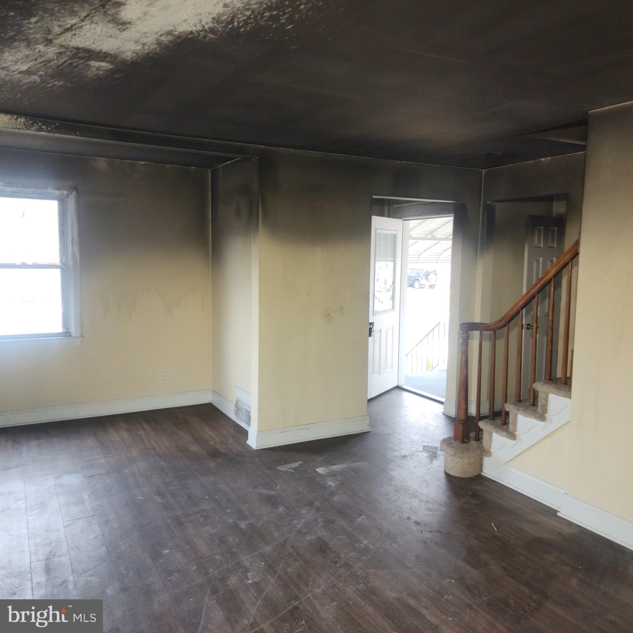 ARLINGTON - Residential