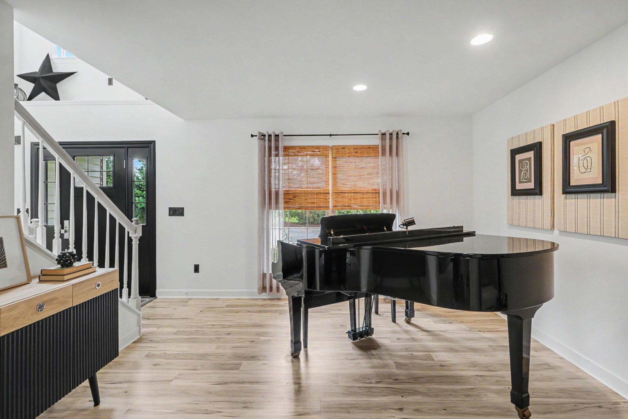 ORCHARD HILL ESTATES - Residential