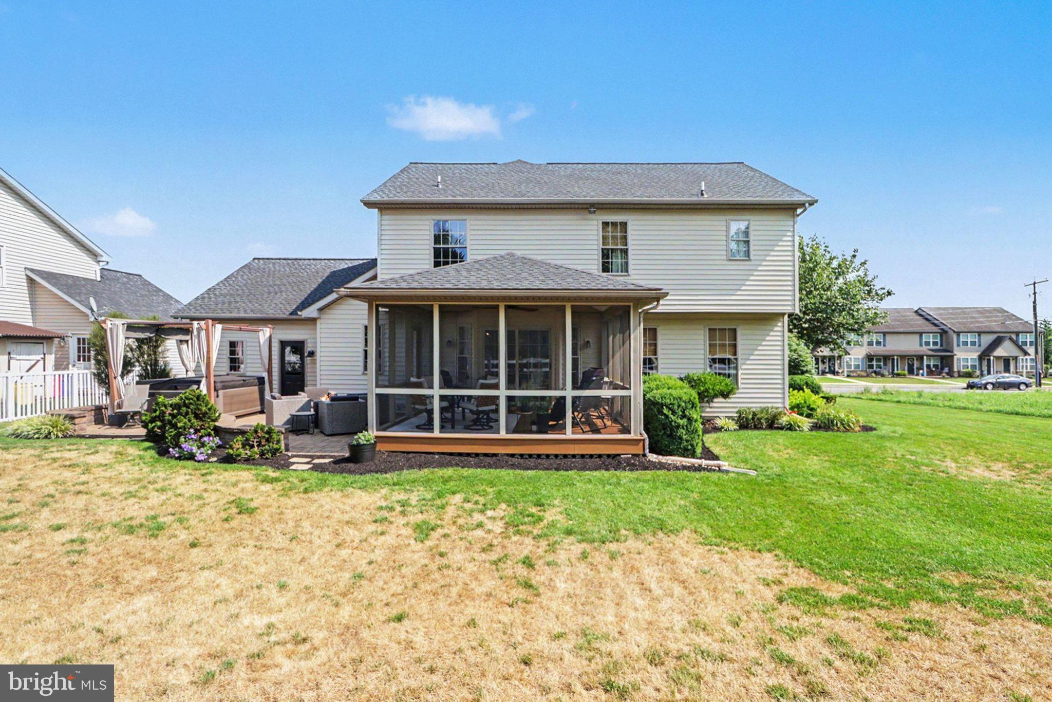 ORCHARD HILL ESTATES - Residential