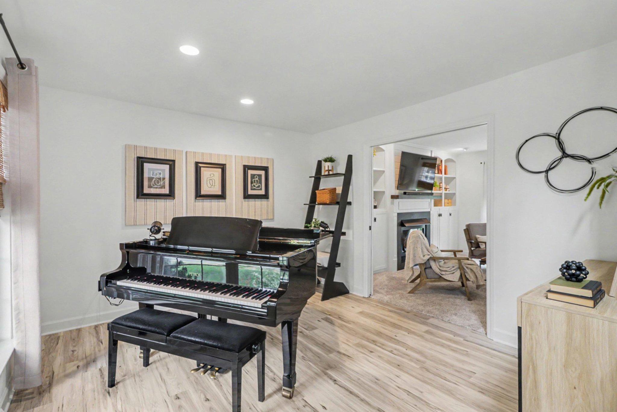 ORCHARD HILL ESTATES - Residential
