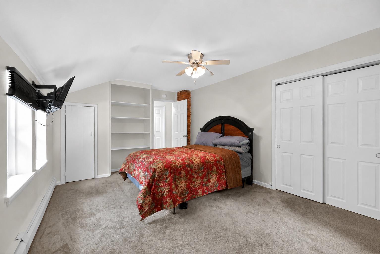 COLONIAL PARK - Residential