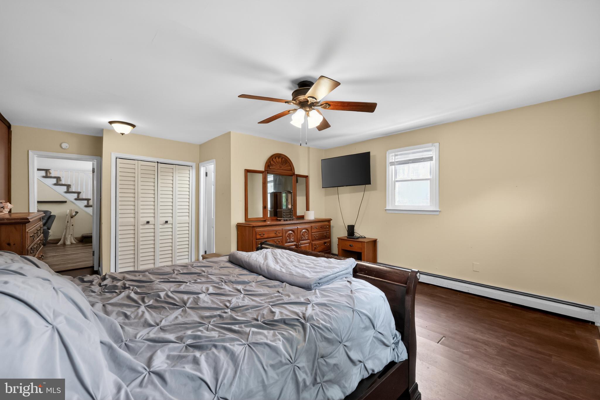 COLONIAL PARK - Residential