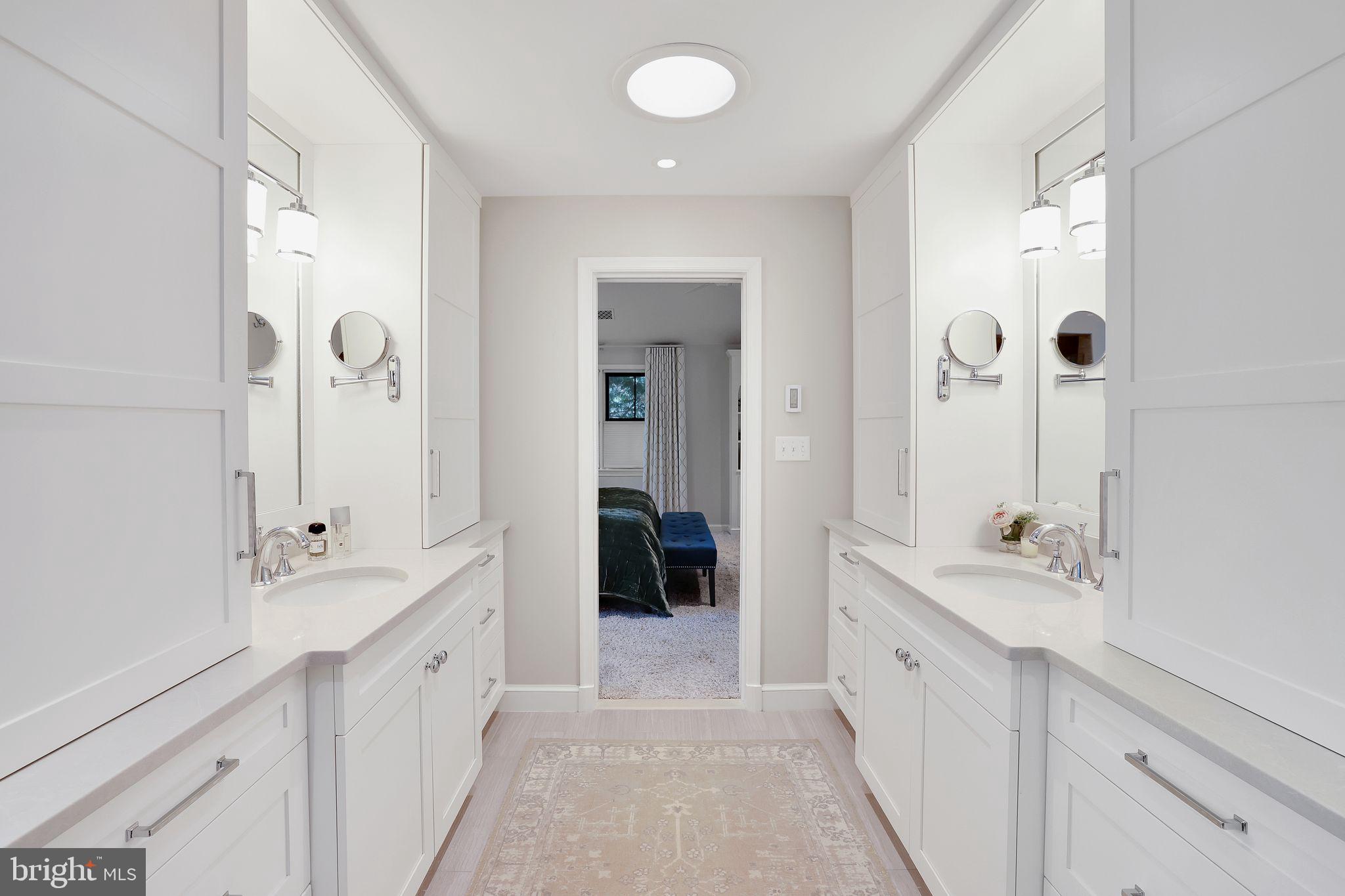 CLEVELAND PARK - Residential