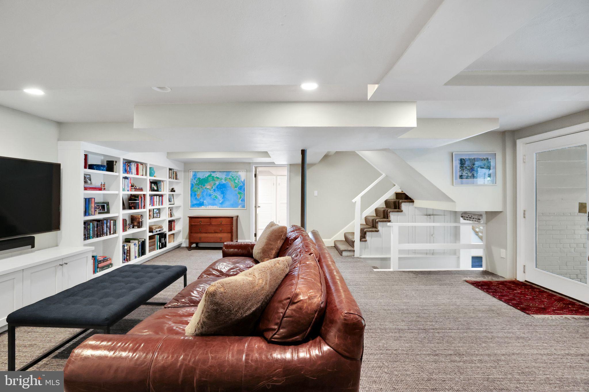 CLEVELAND PARK - Residential