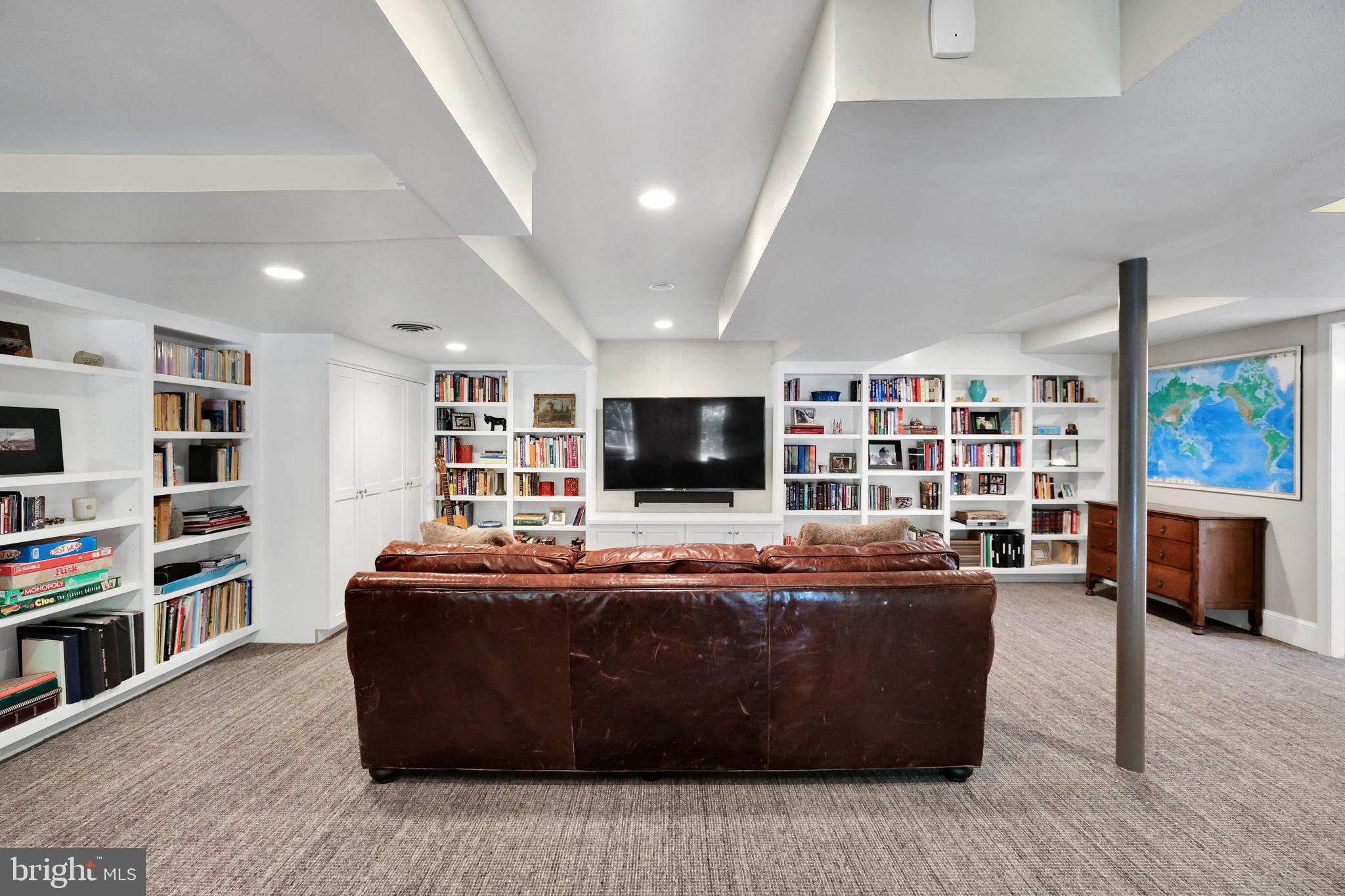 CLEVELAND PARK - Residential