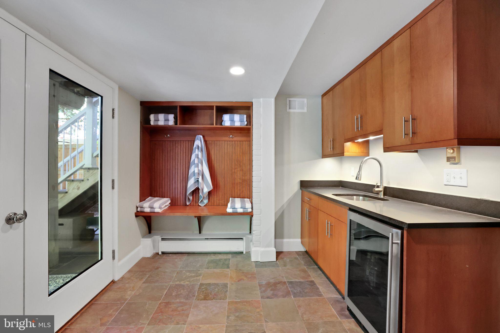 CLEVELAND PARK - Residential