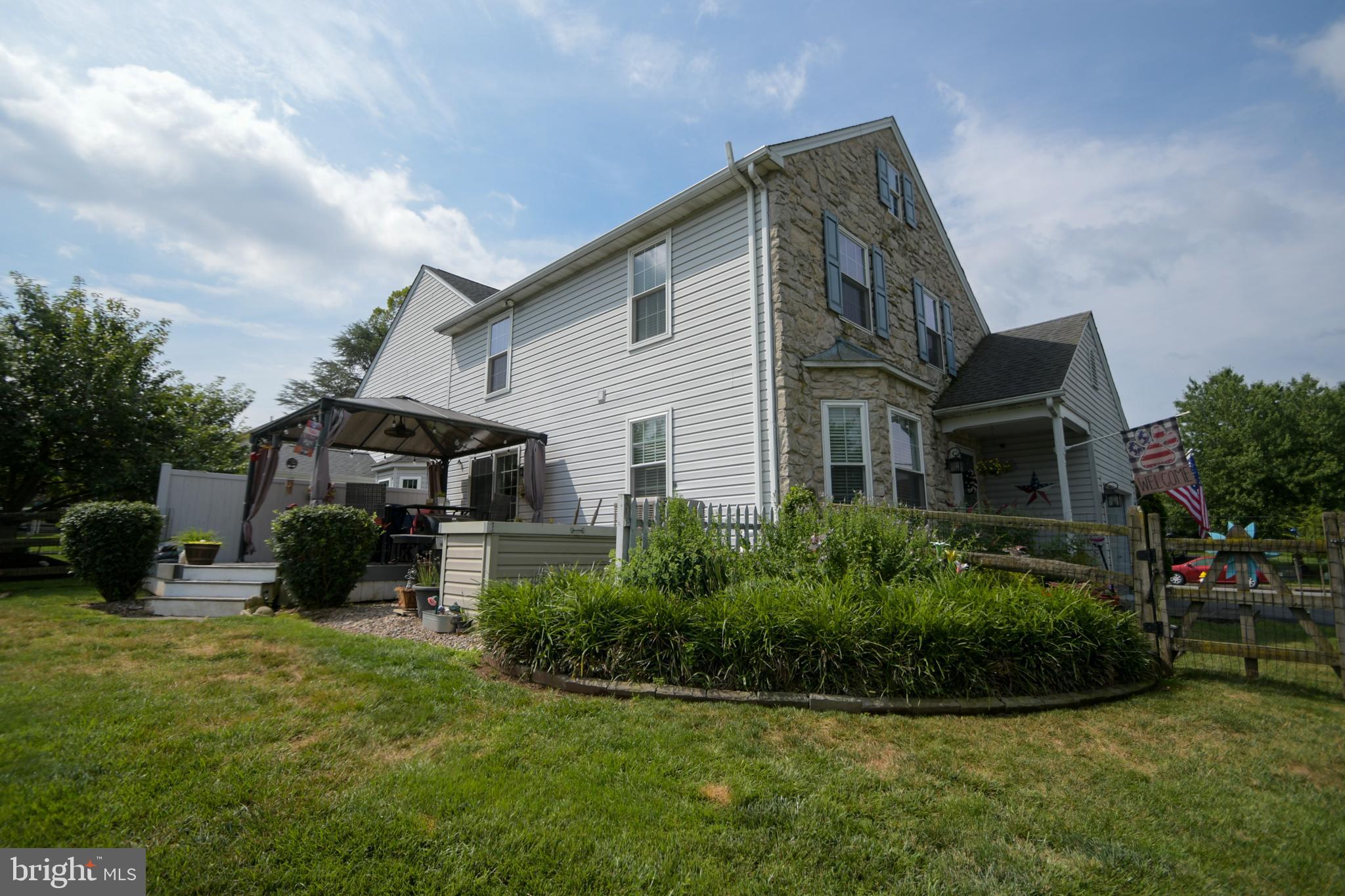 BANBURY CROSSING - Residential