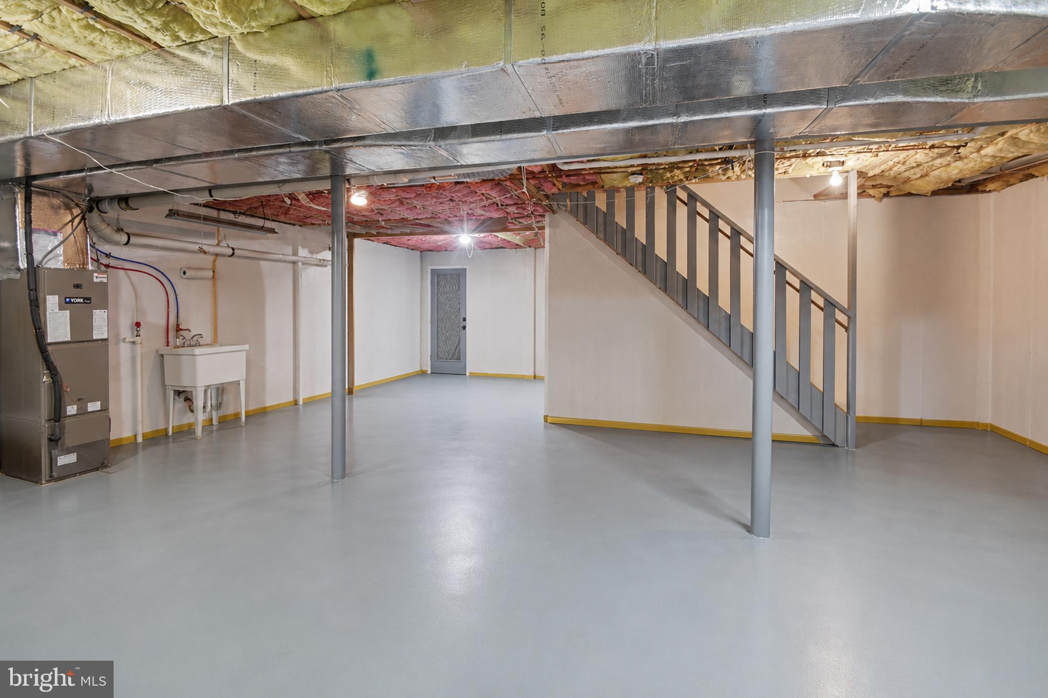 BANBURY CROSSING - Residential