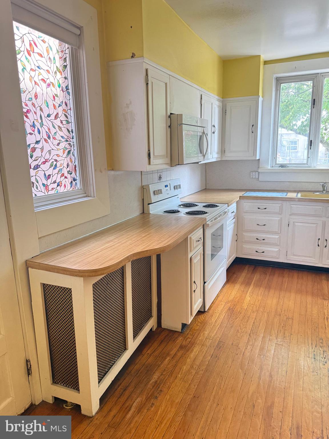 ROXBOROUGH - Residential