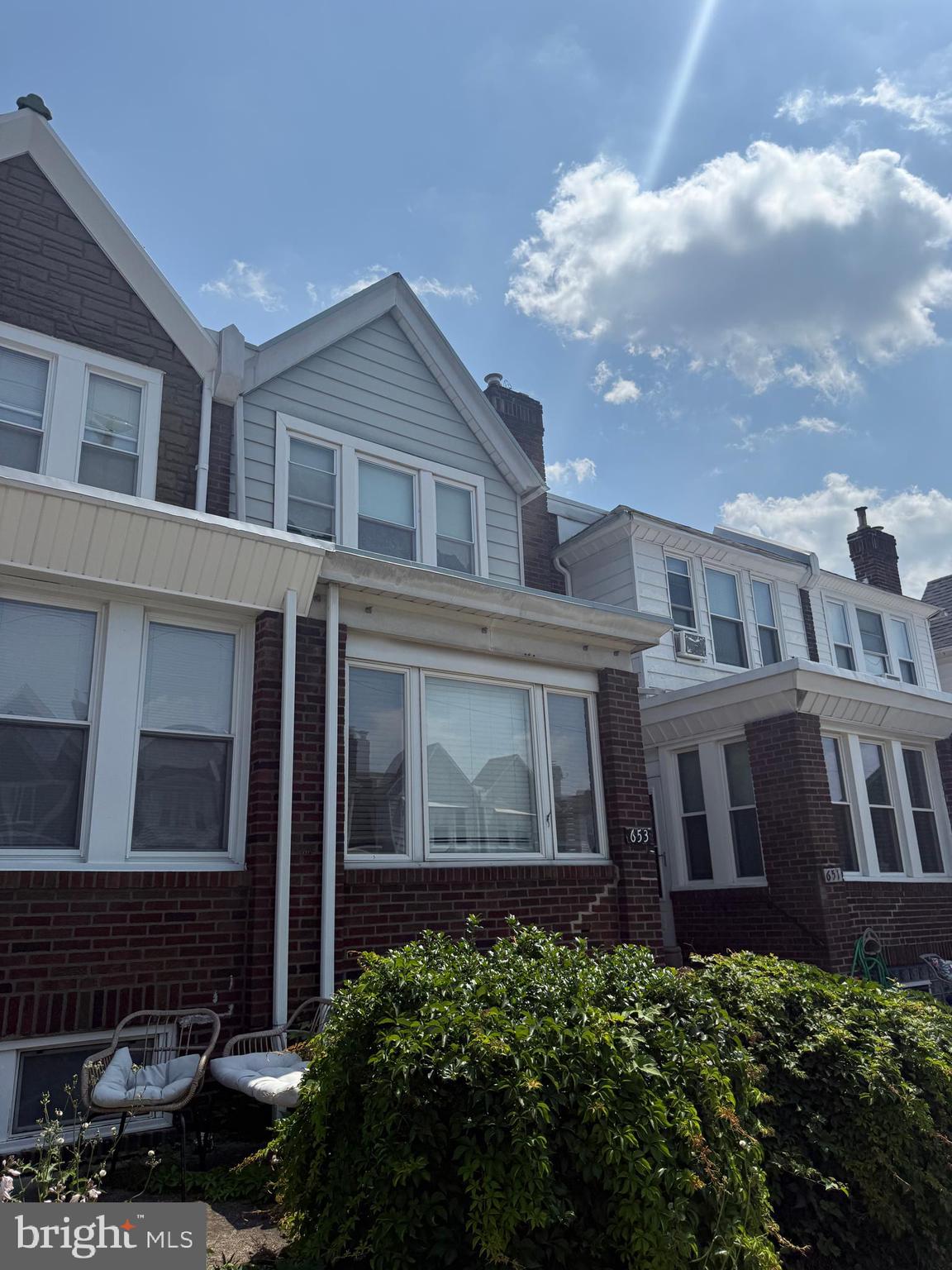 ROXBOROUGH - Residential