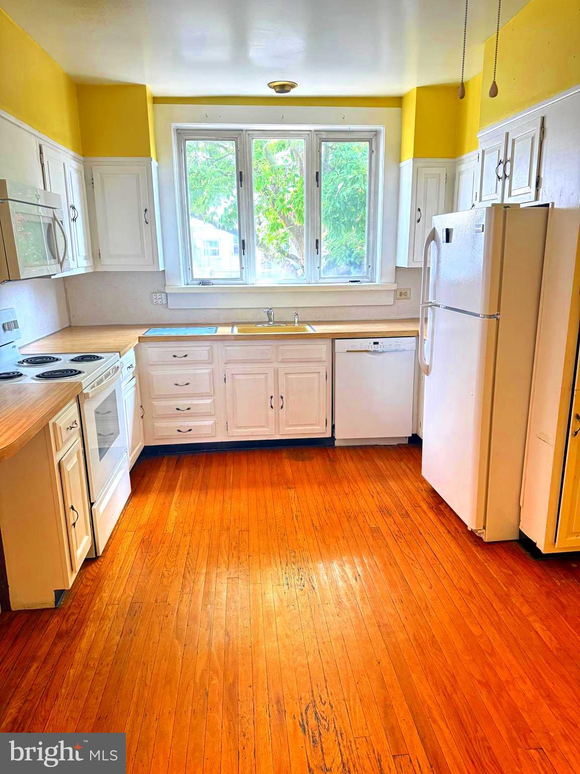ROXBOROUGH - Residential