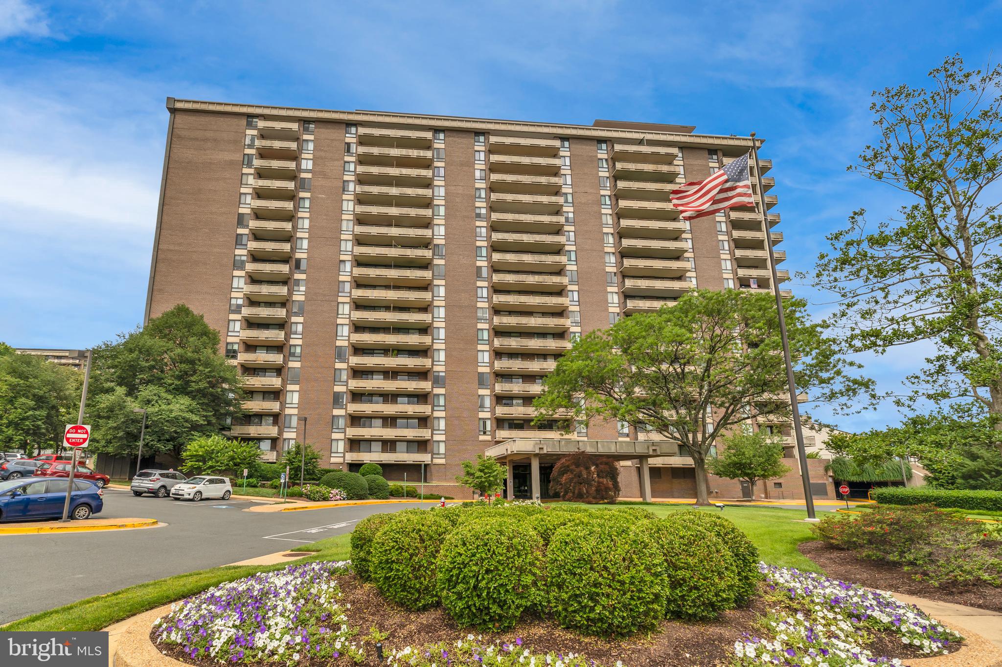 REGENCY AT MCLEAN - Residential
