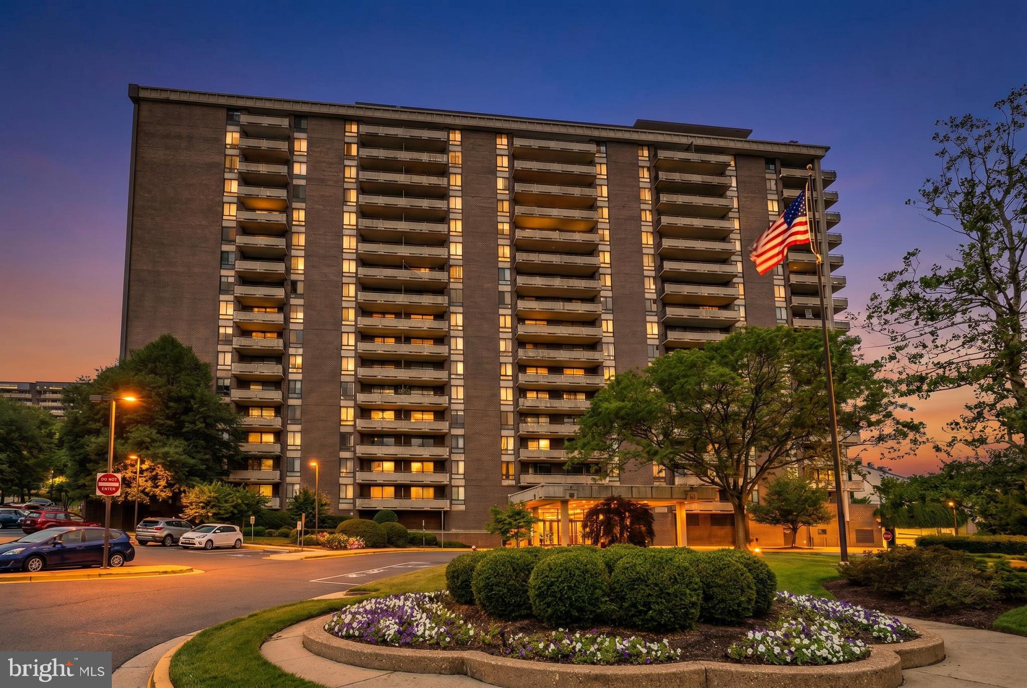 LOCATION! LOCATION! LOCATION! Naturally Bright Unit. So convenient to walkable distance to McLean Metro Station (Silver Line), Wegmans, New bridge to Tysons I, Well maintained and beautiful fully-modernized apartment with beautiful Views! One of the largest units in the Regency! No Carpet, Hardwood & marble flooring,  Large & Bright balcony. Assigned garage space/secure building. OneLife Fitness Premiere Club next door to building! 1 reserved garage parking space is included with the unit.    ALL UTILITIES (except TV, Phone and/or Internet) INCLUDED! Elevator "FEE" is a refundable deposit which is held by management during reserved elevator use. Nice Owner used to live this unit for a long time.  NO PETS COMMUNITY except ESA.