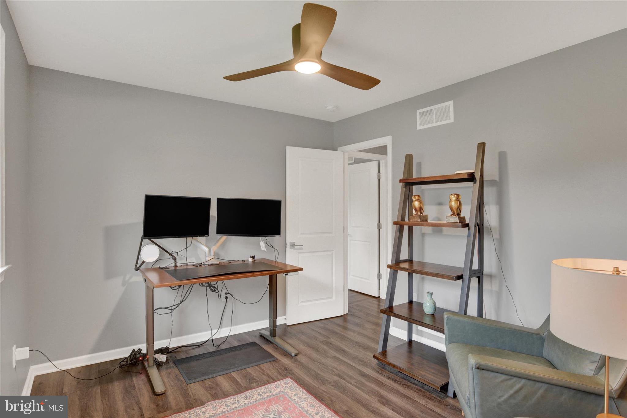 GLENN ACRES - Residential