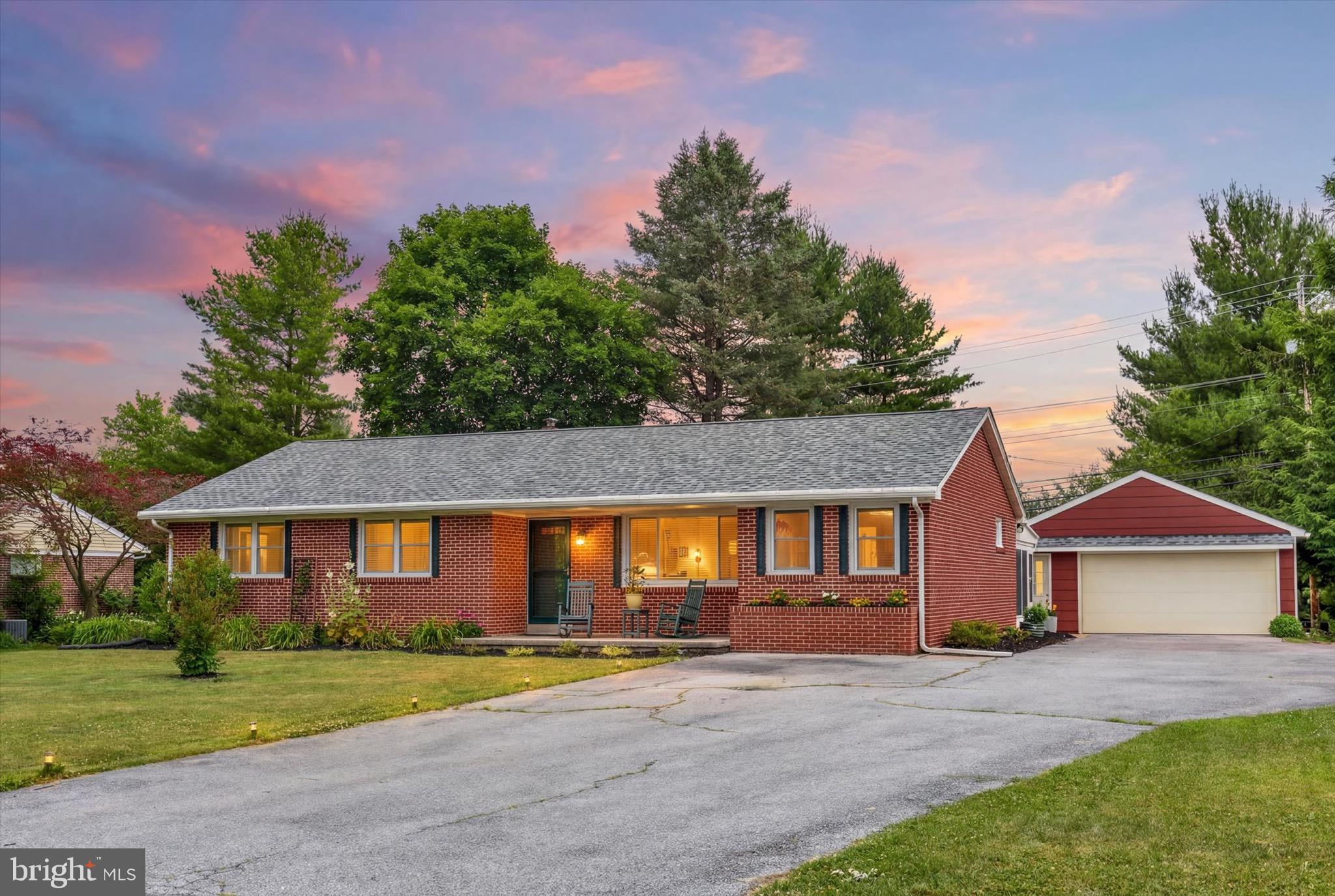 GLENN ACRES - Residential