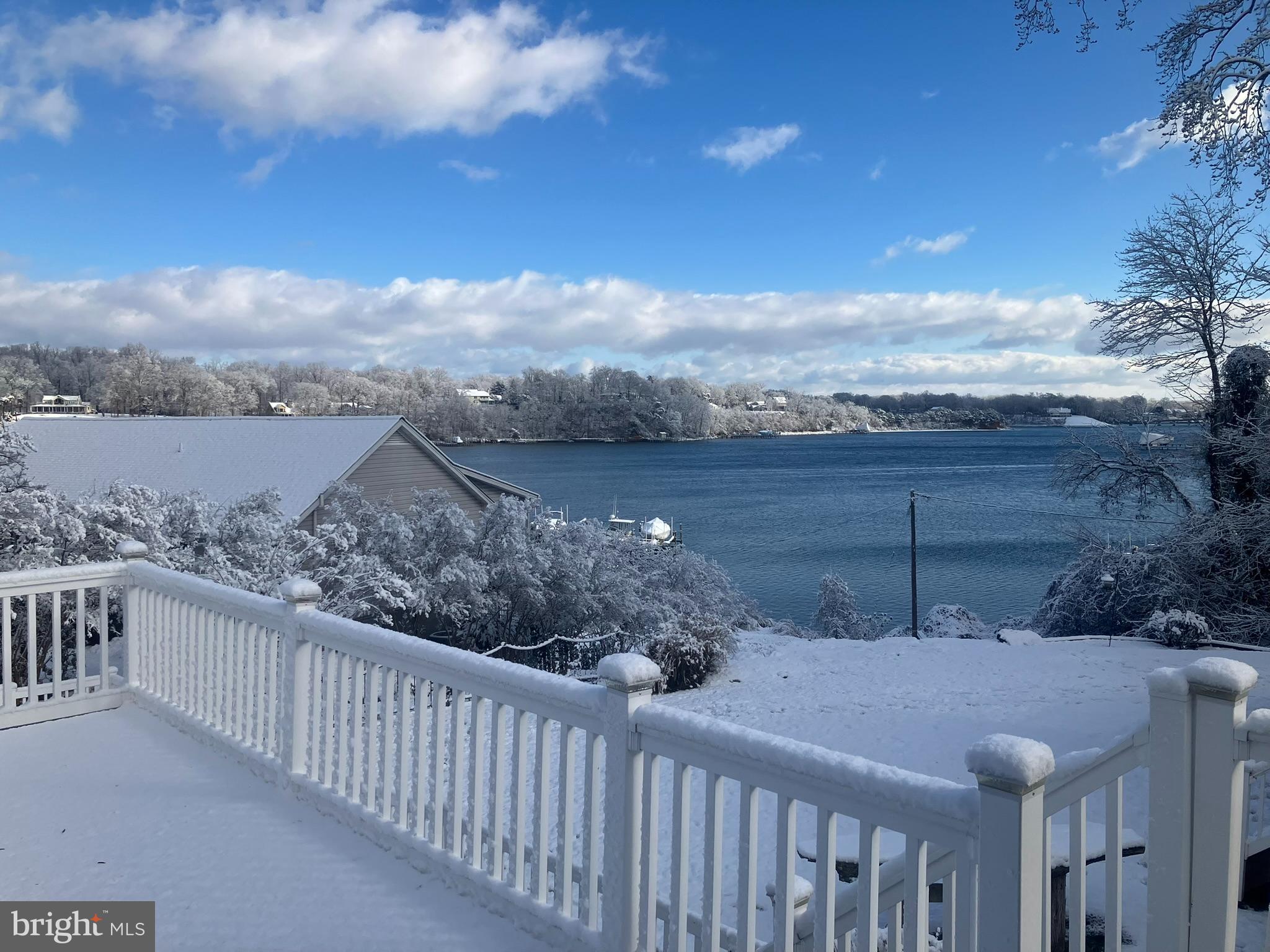GLEN ISLE ESTATES - Residential