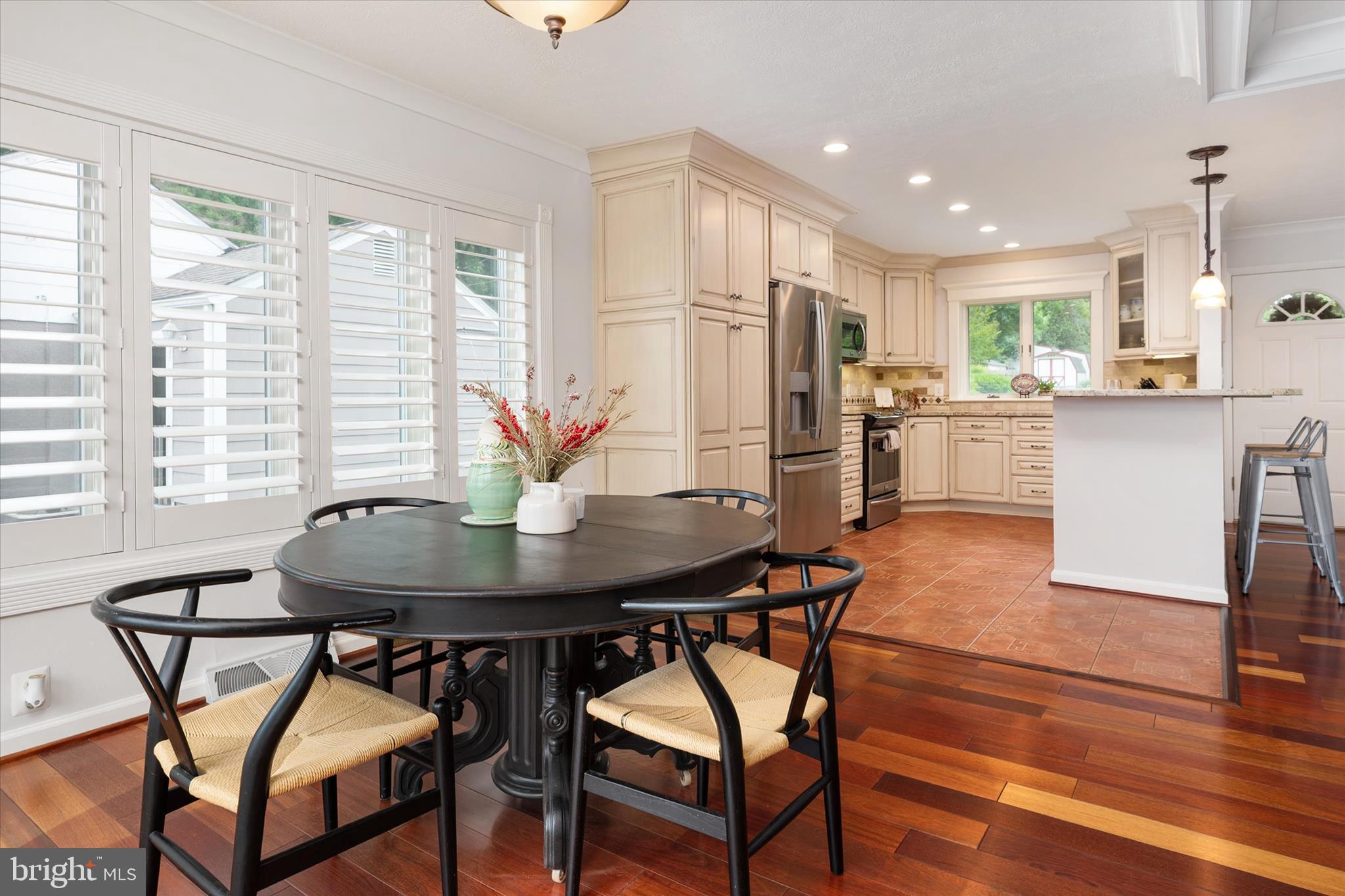 GLEN ISLE ESTATES - Residential