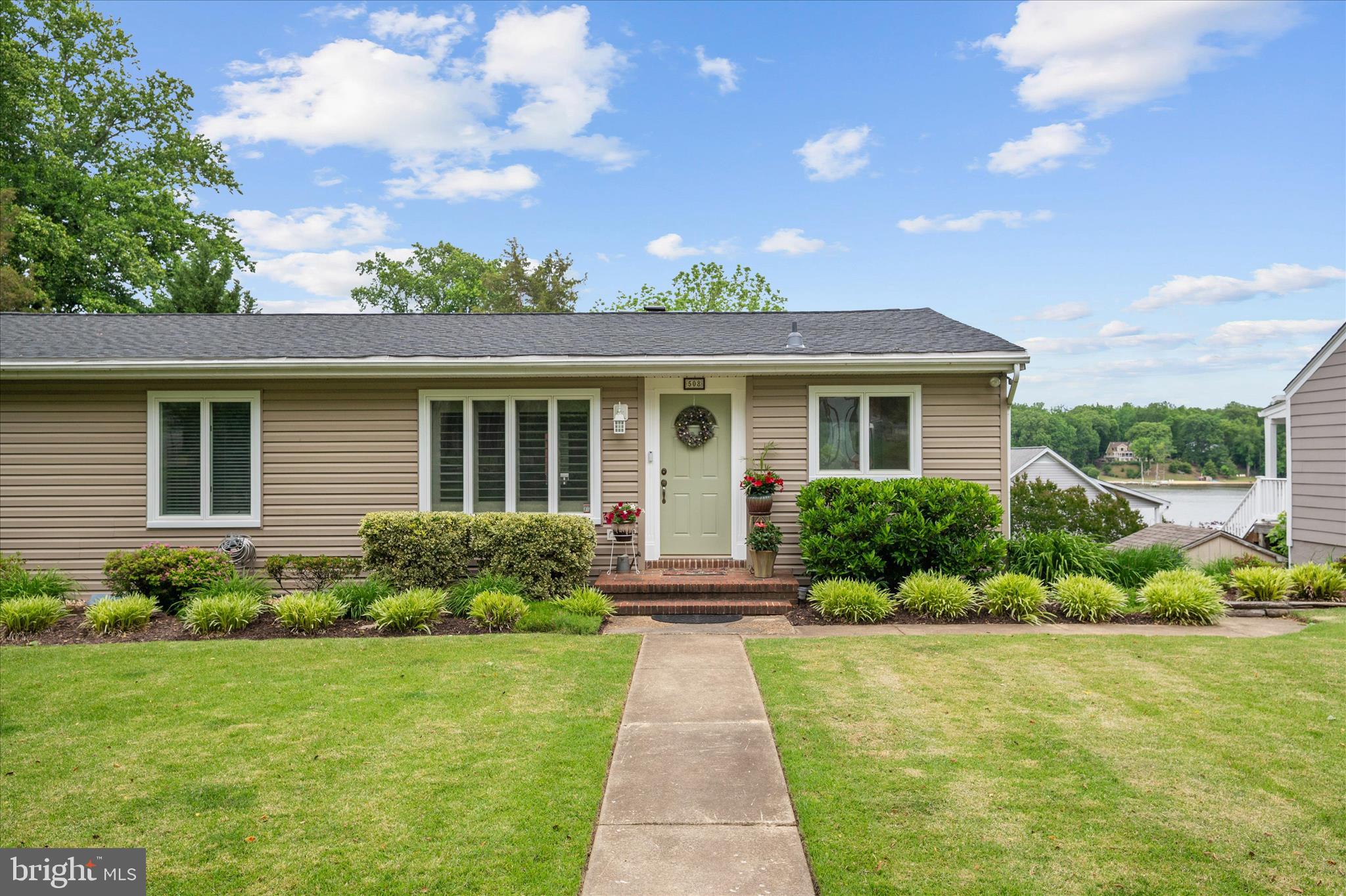 GLEN ISLE ESTATES - Residential