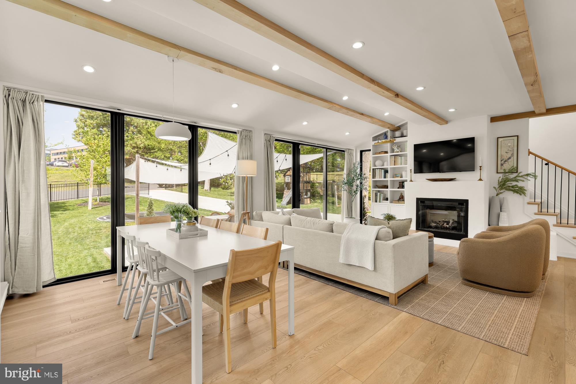 ALCOVA HEIGHTS - Residential