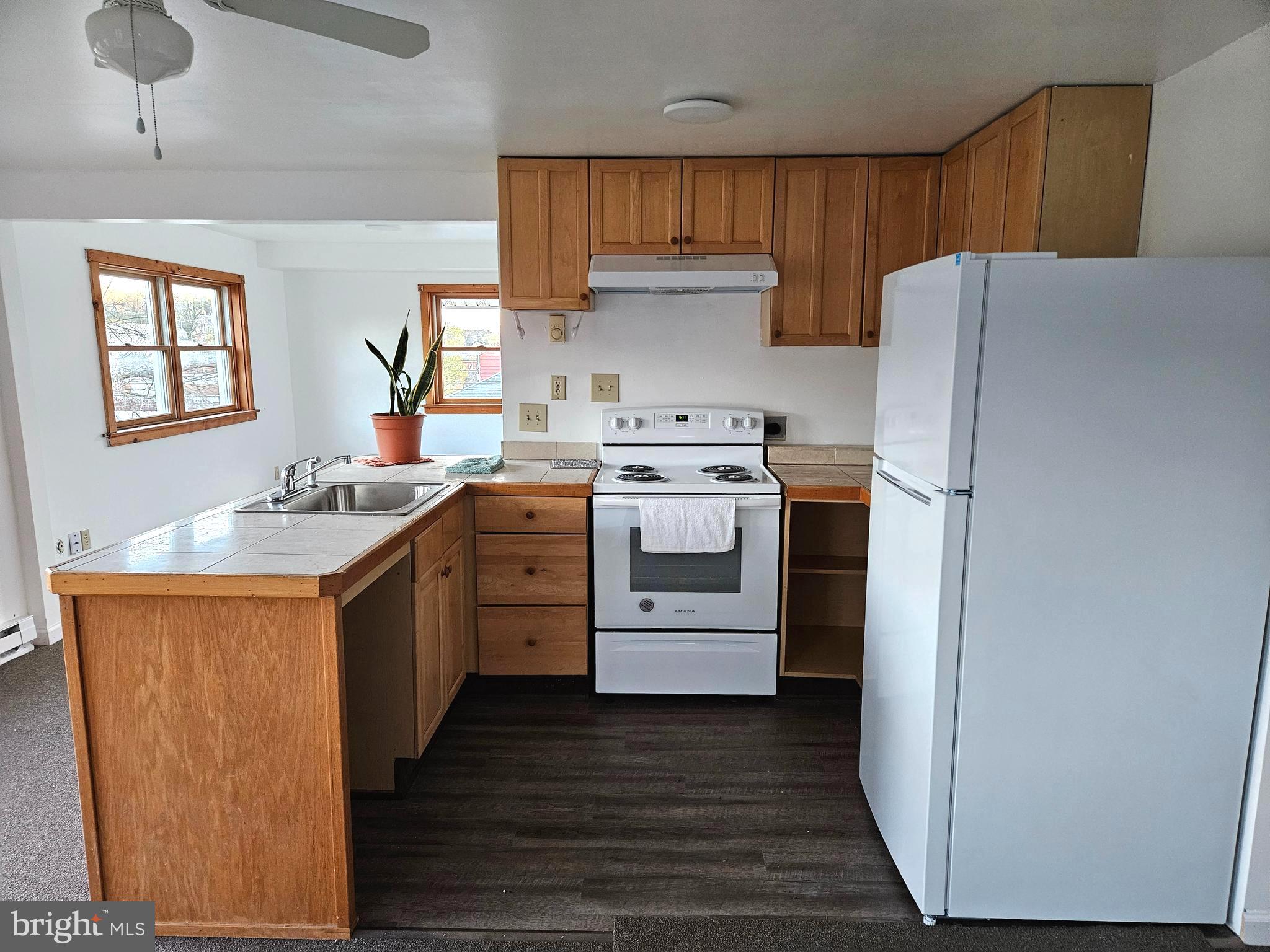 BERKELEY SPRINGS CORPORATION - Residential Lease