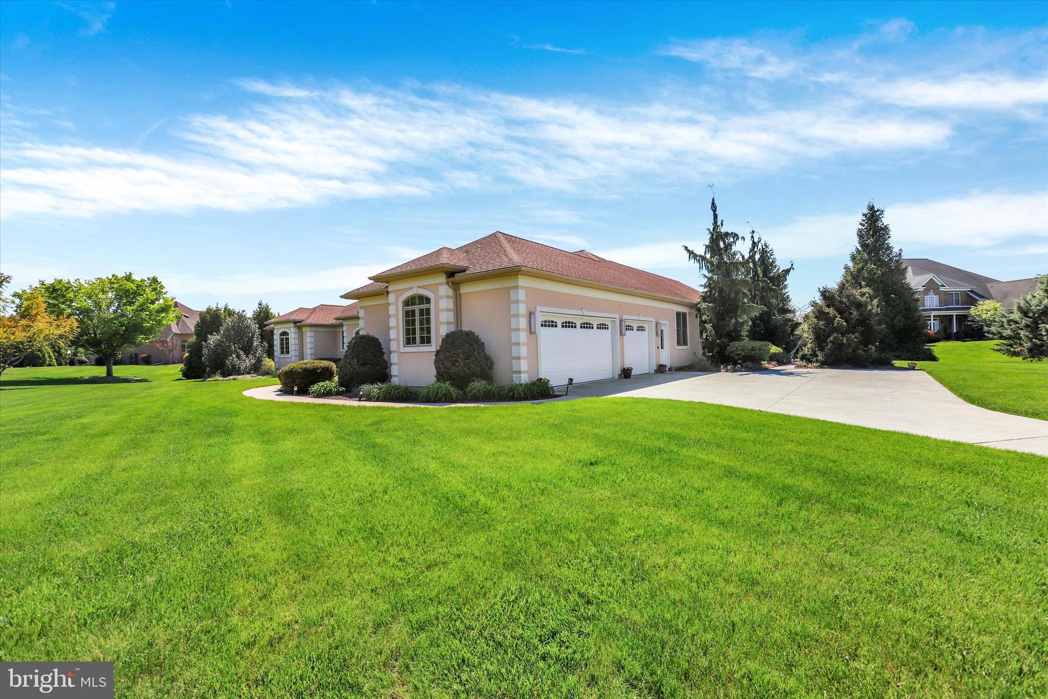 THORNHILL - Residential
