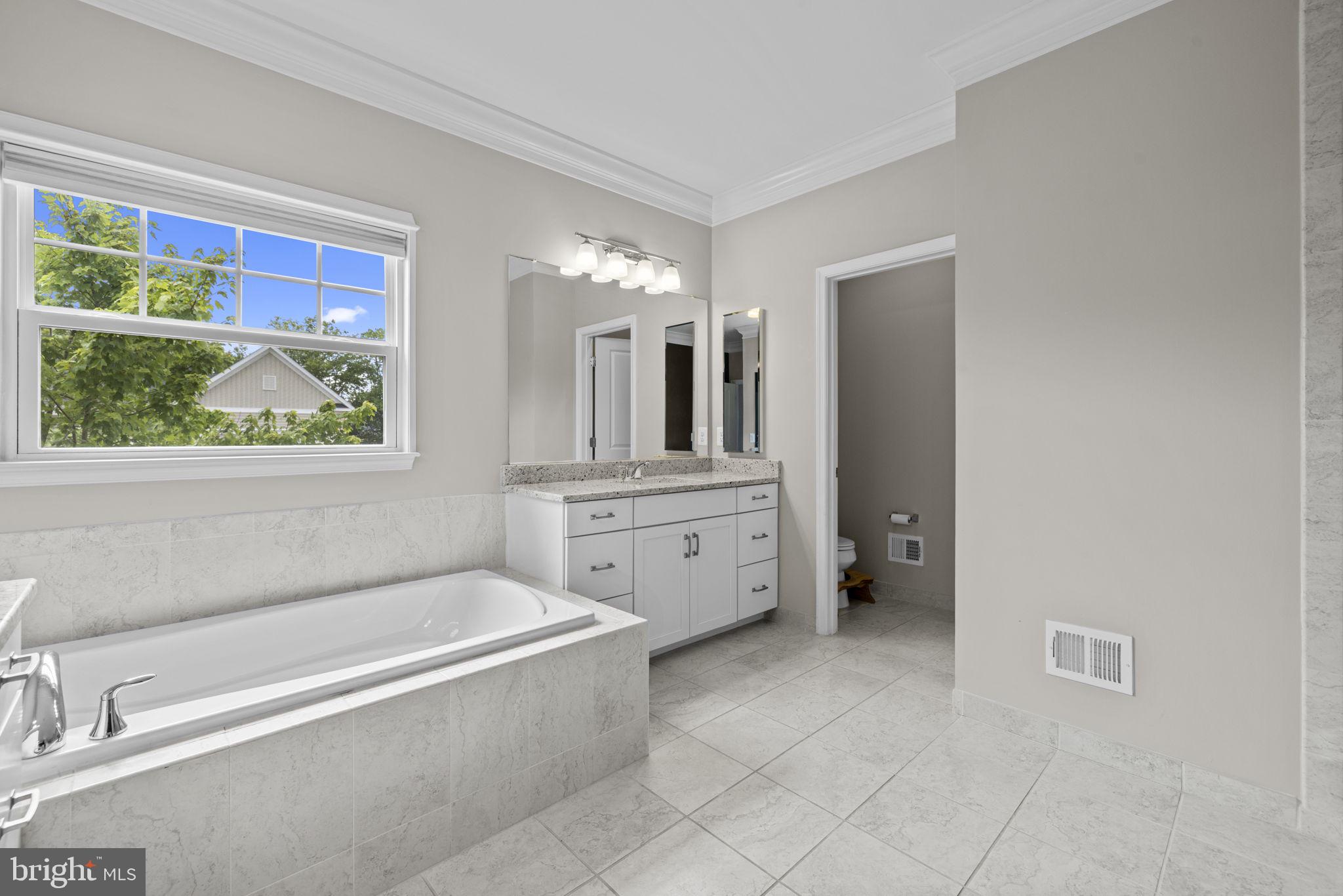 NORBORNE GLEBE - Residential