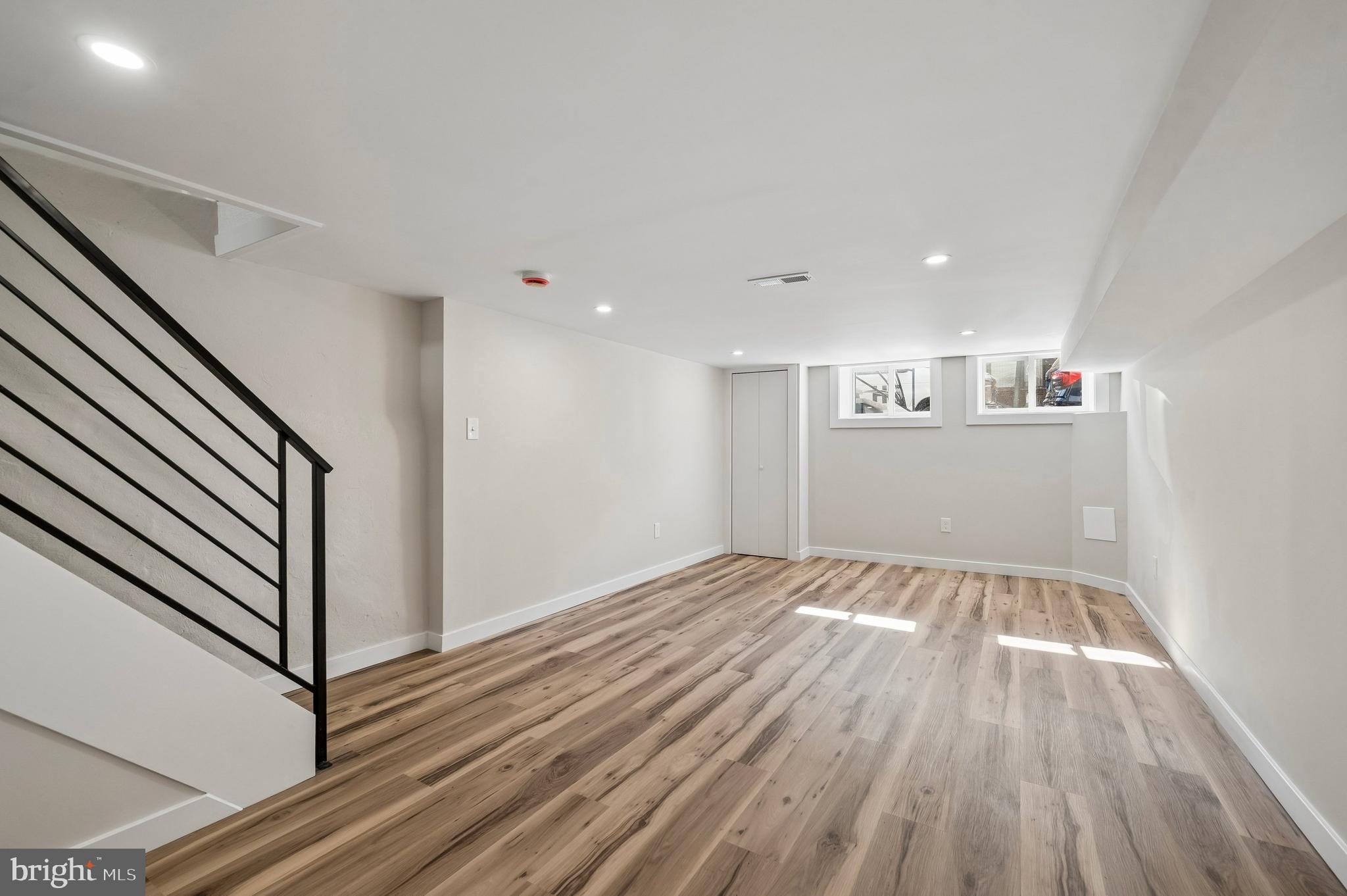 LOWER MOYAMENSING - Residential