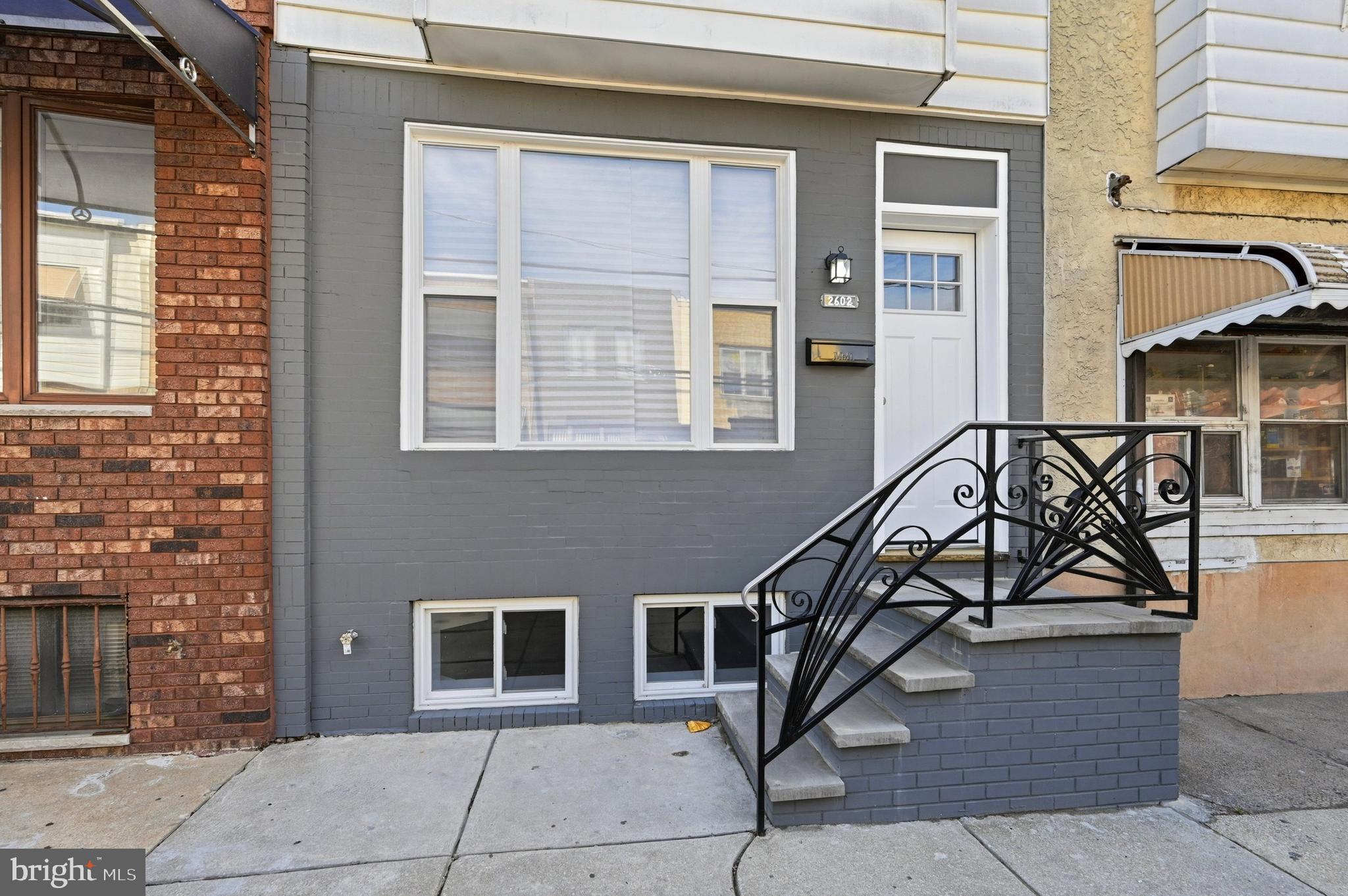 LOWER MOYAMENSING - Residential