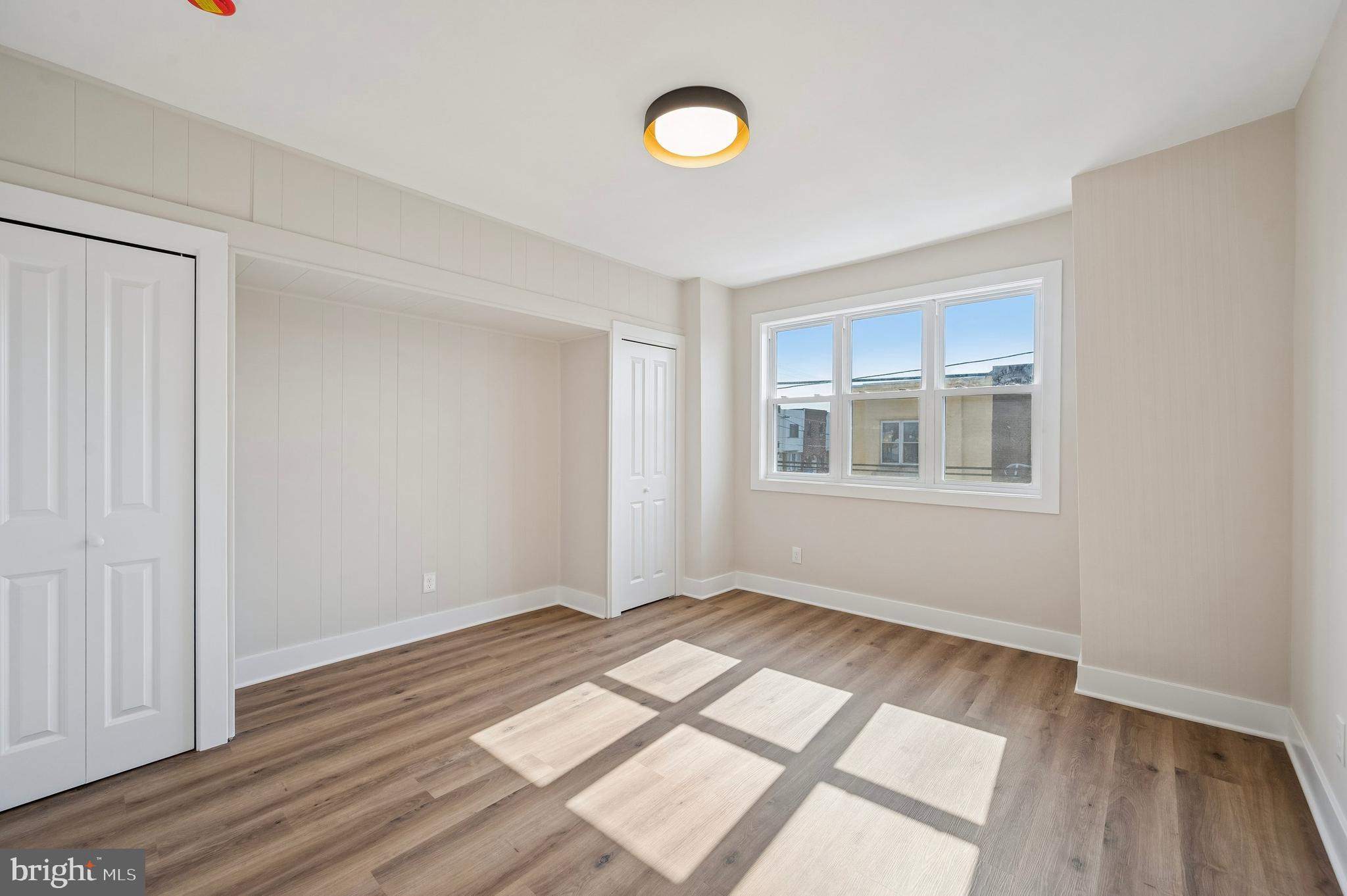 LOWER MOYAMENSING - Residential