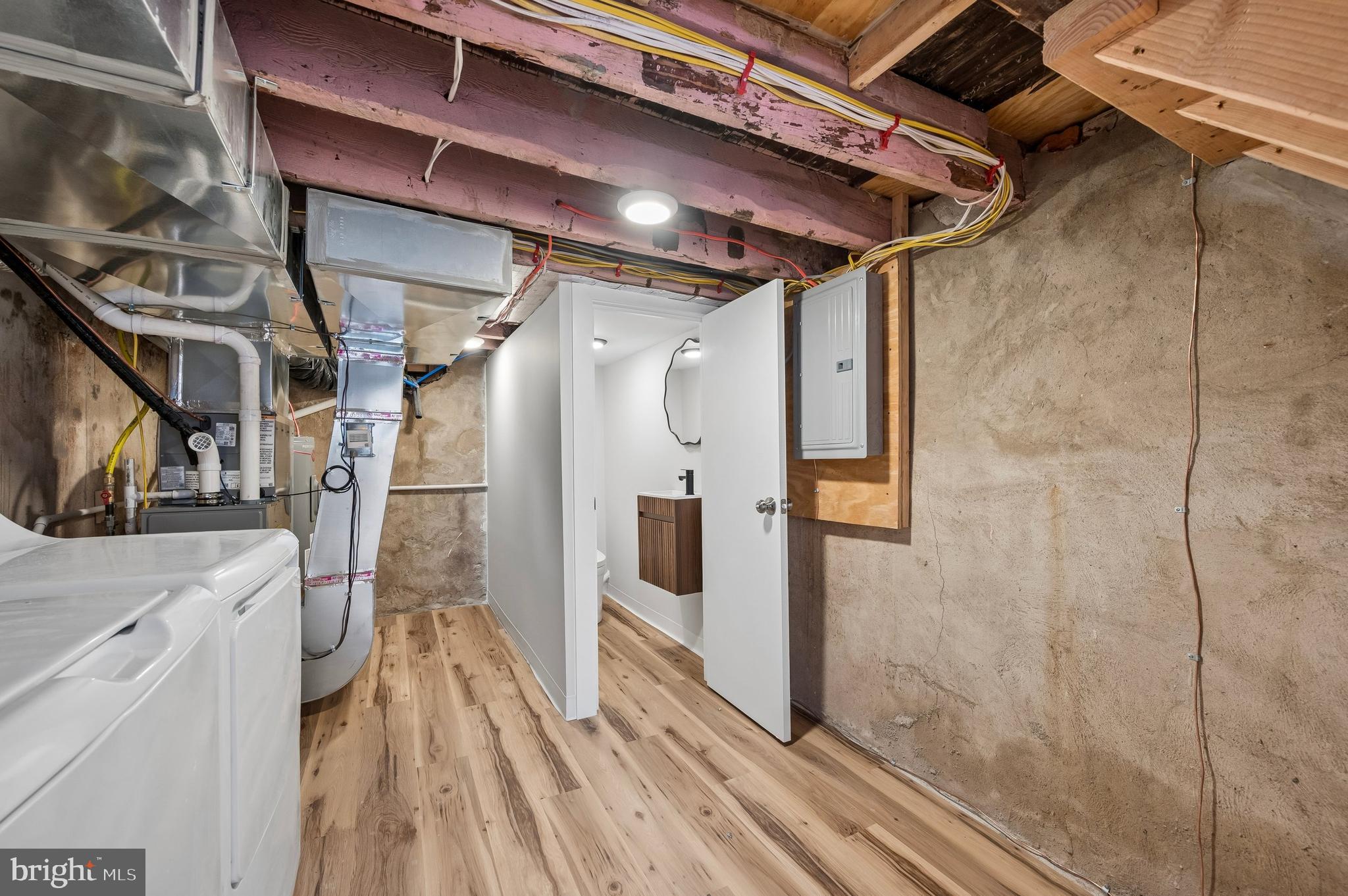 LOWER MOYAMENSING - Residential