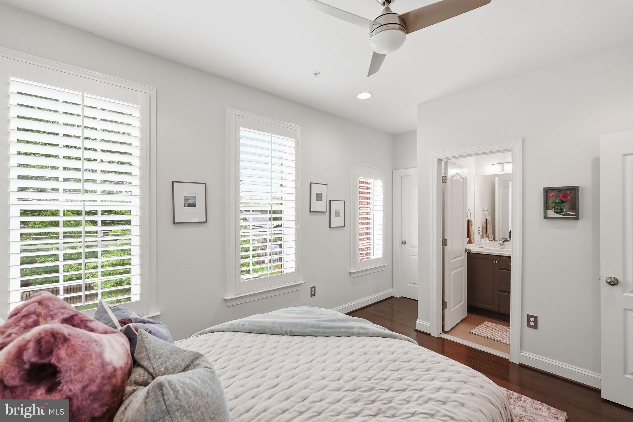 CROWN POINTE - Residential