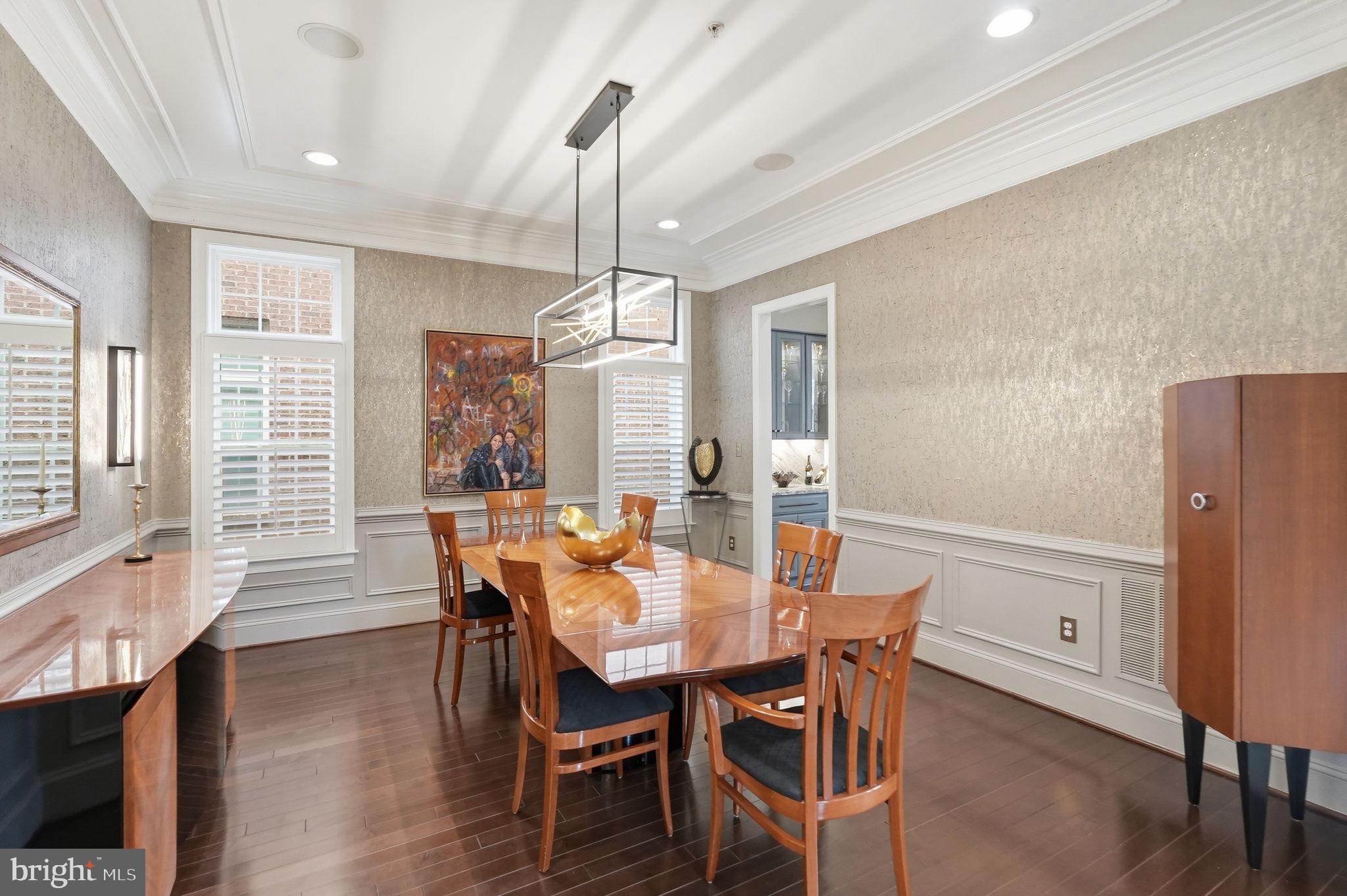 CROWN POINTE - Residential