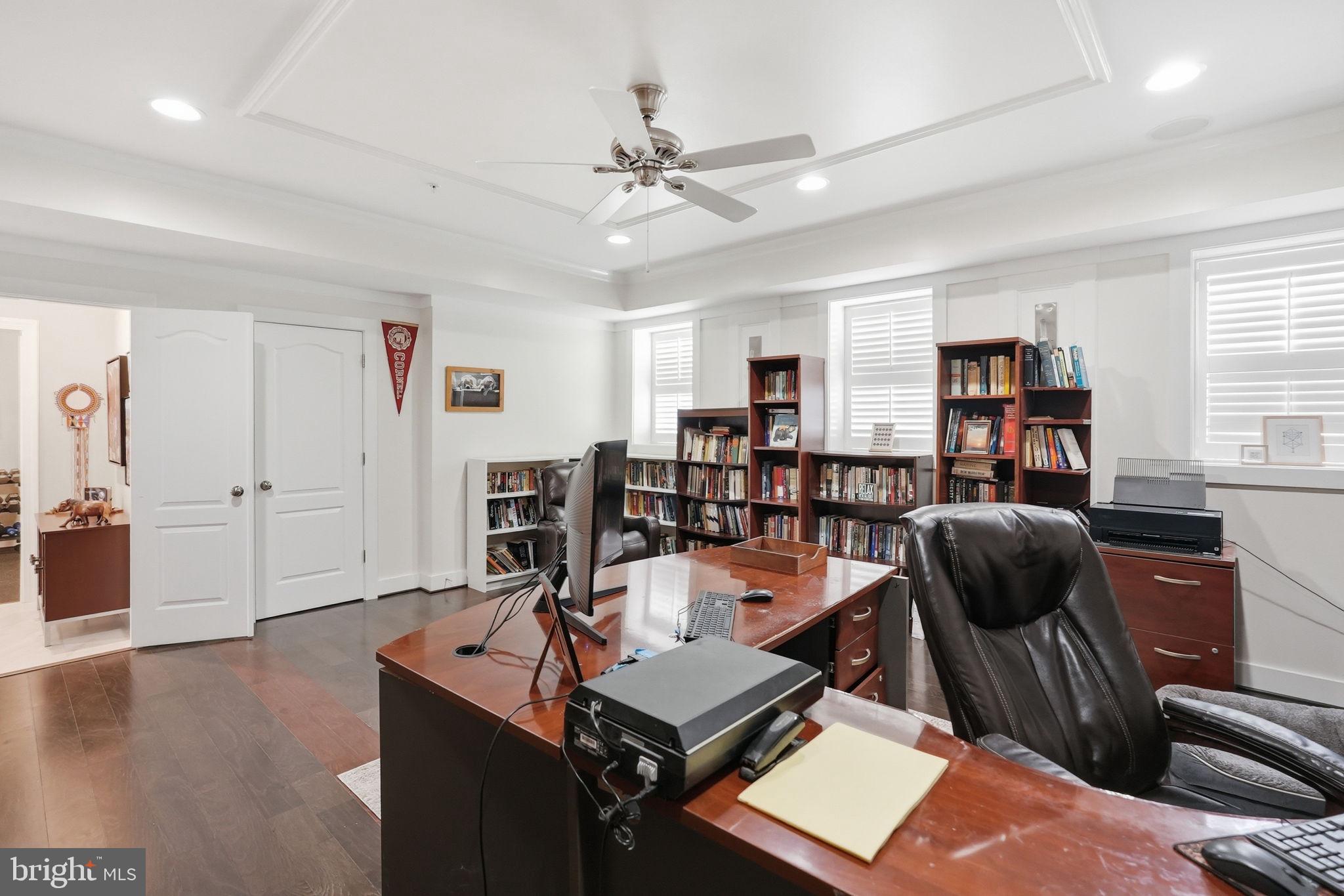 CROWN POINTE - Residential