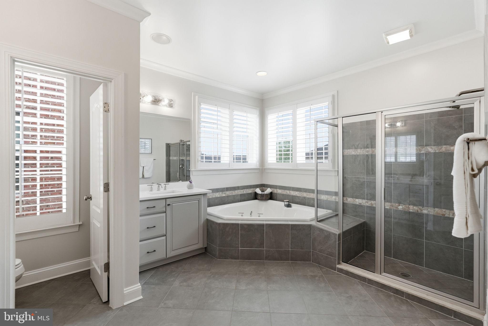 CROWN POINTE - Residential