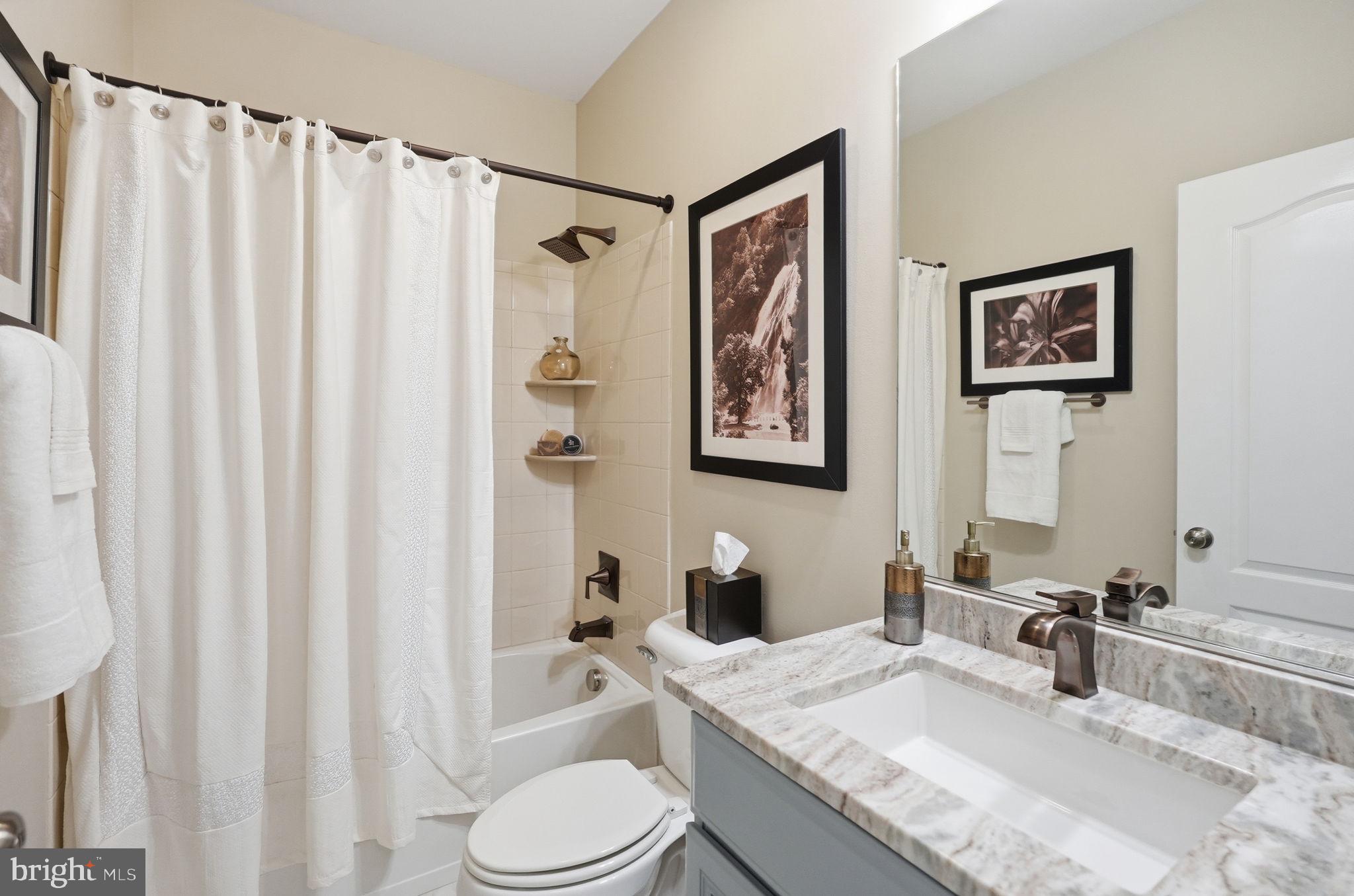CROWN POINTE - Residential