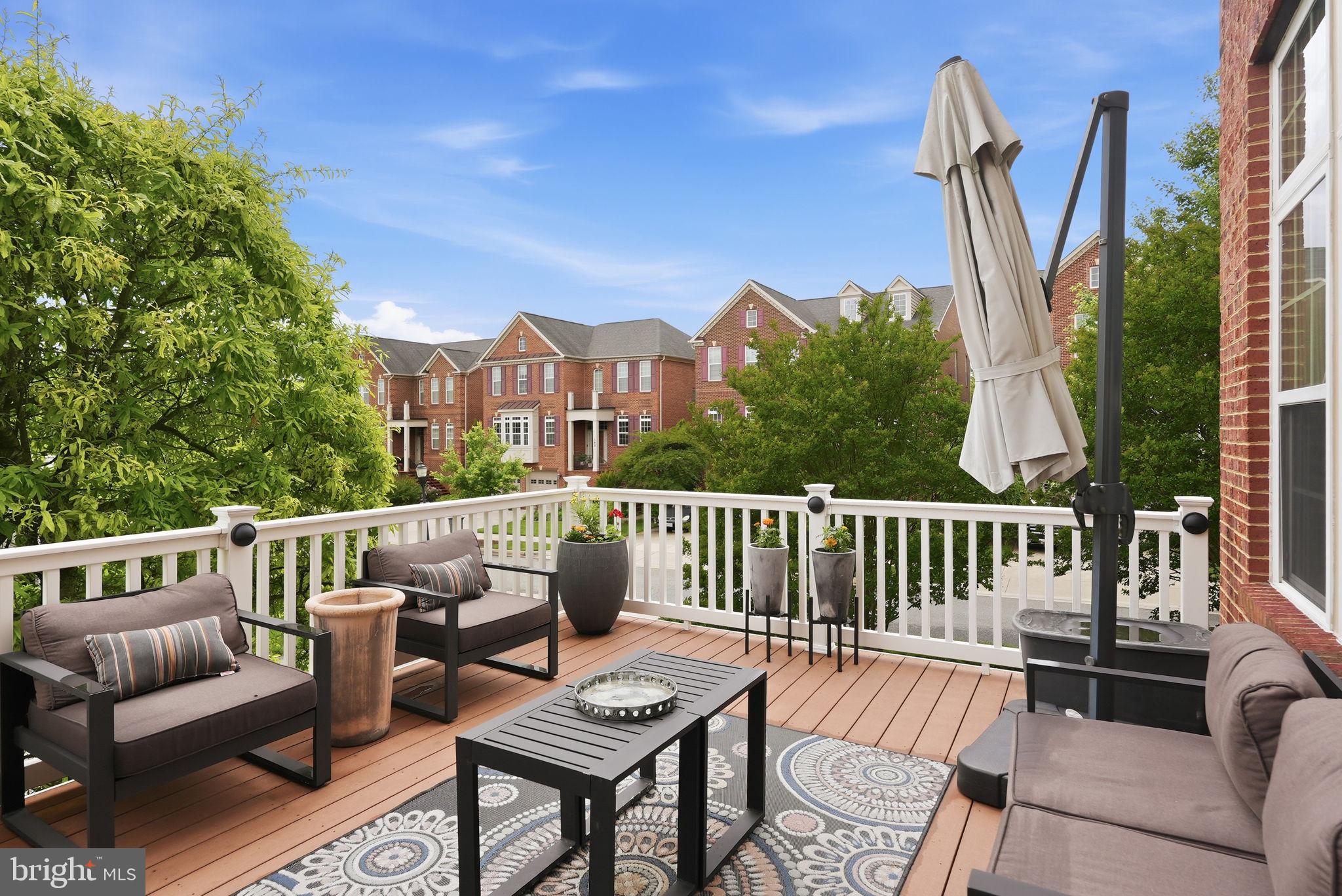CROWN POINTE - Residential