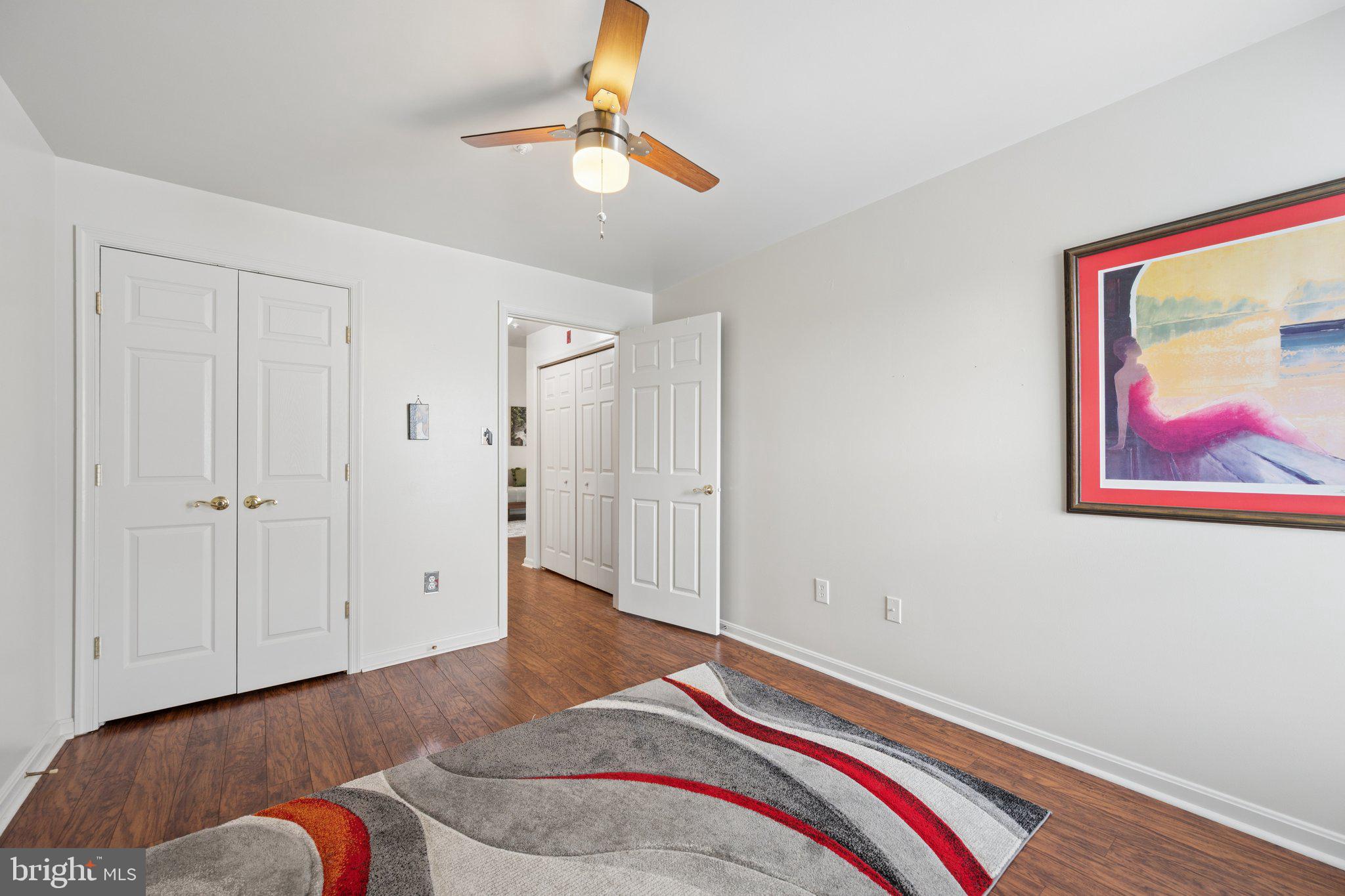 ECHO GLEN - Residential