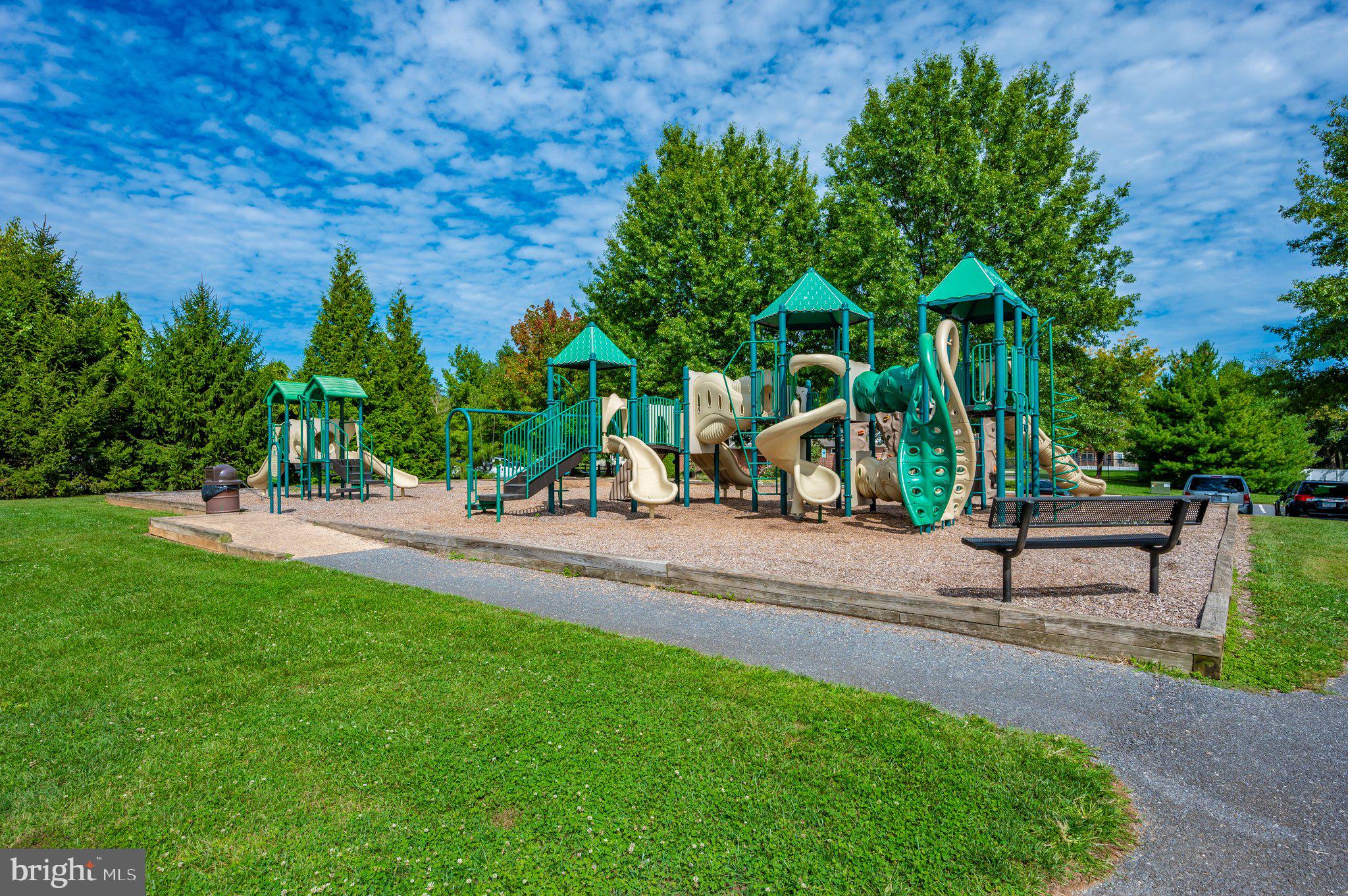 ECHO GLEN - Residential