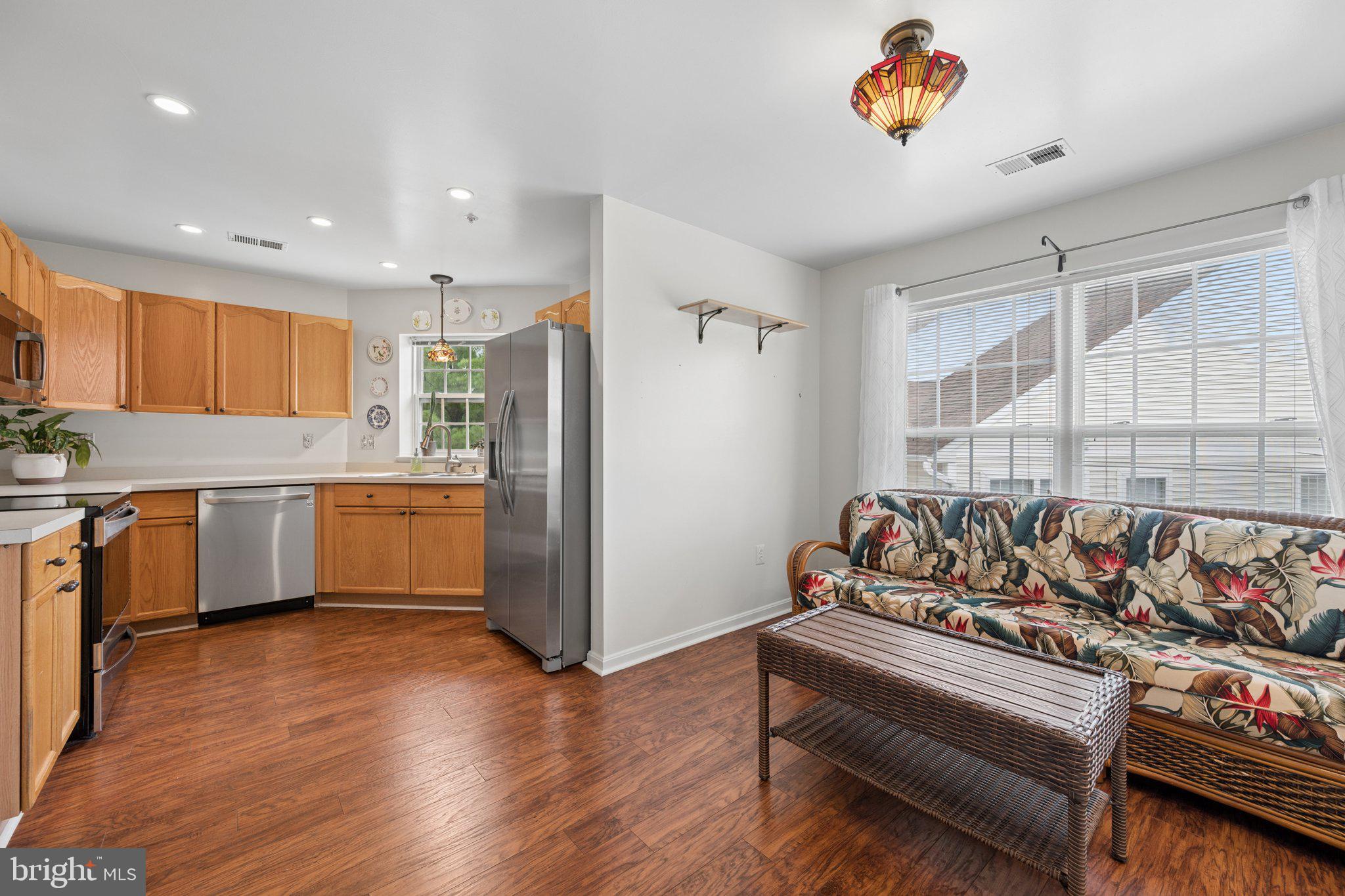 ECHO GLEN - Residential