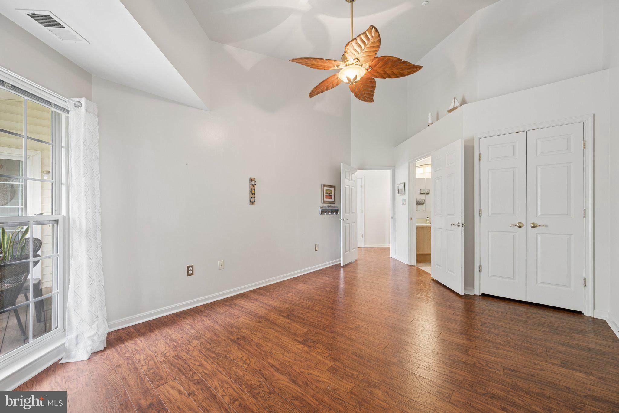 ECHO GLEN - Residential