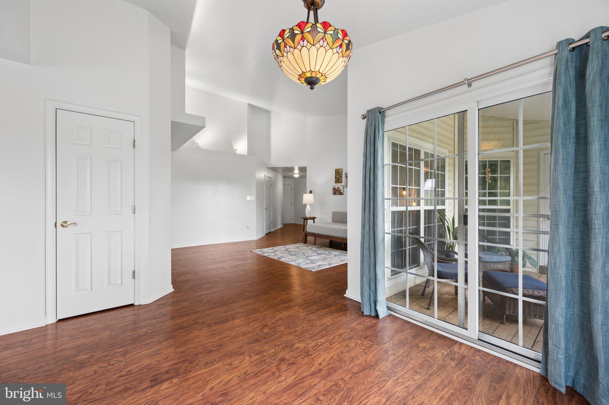 ECHO GLEN - Residential