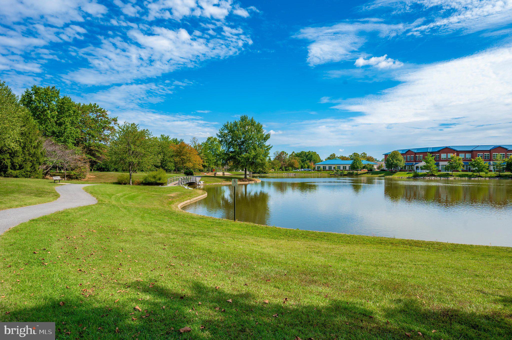 ECHO GLEN - Residential