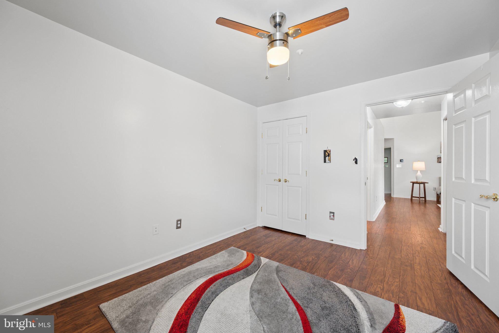 ECHO GLEN - Residential