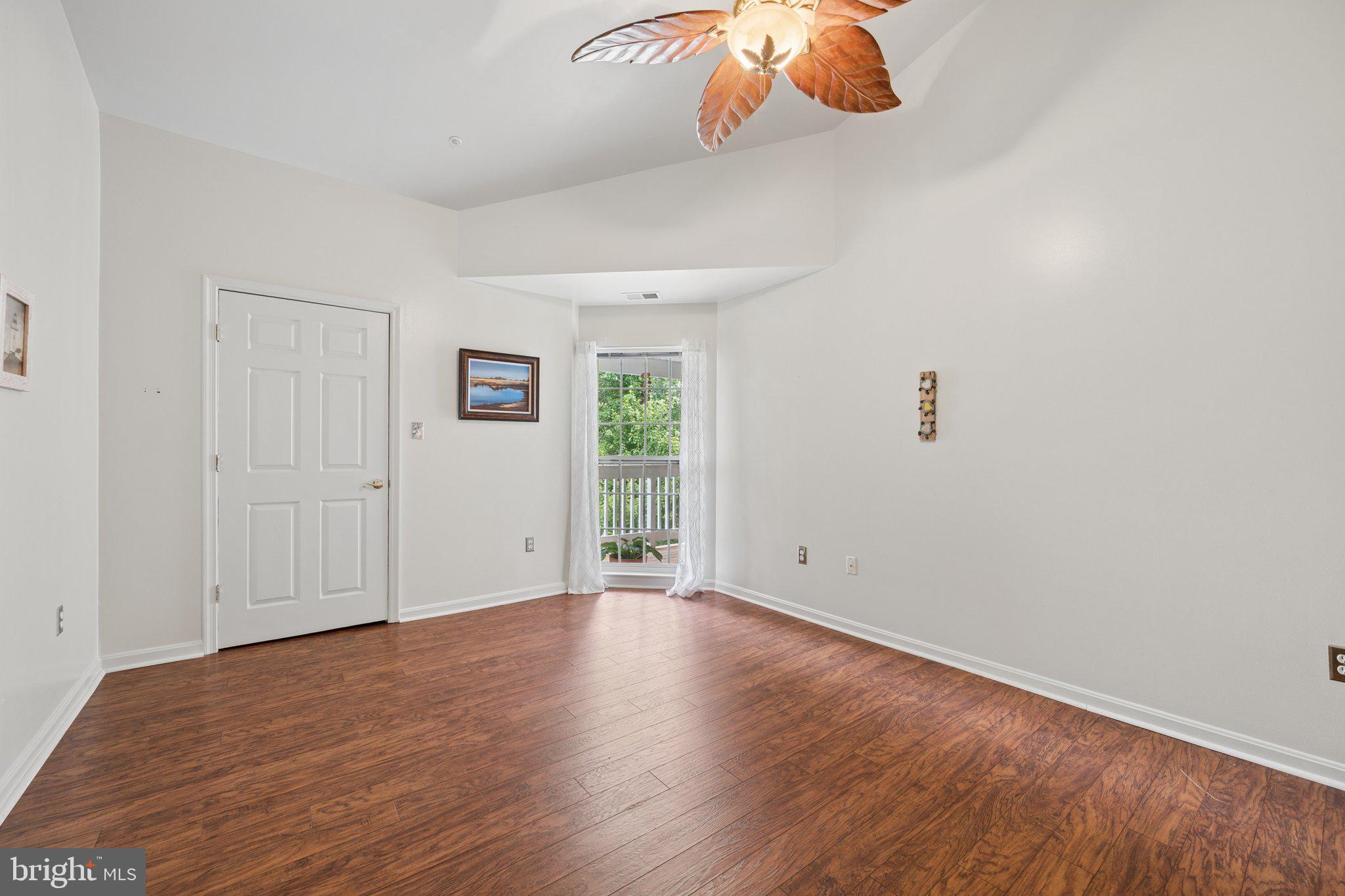 ECHO GLEN - Residential