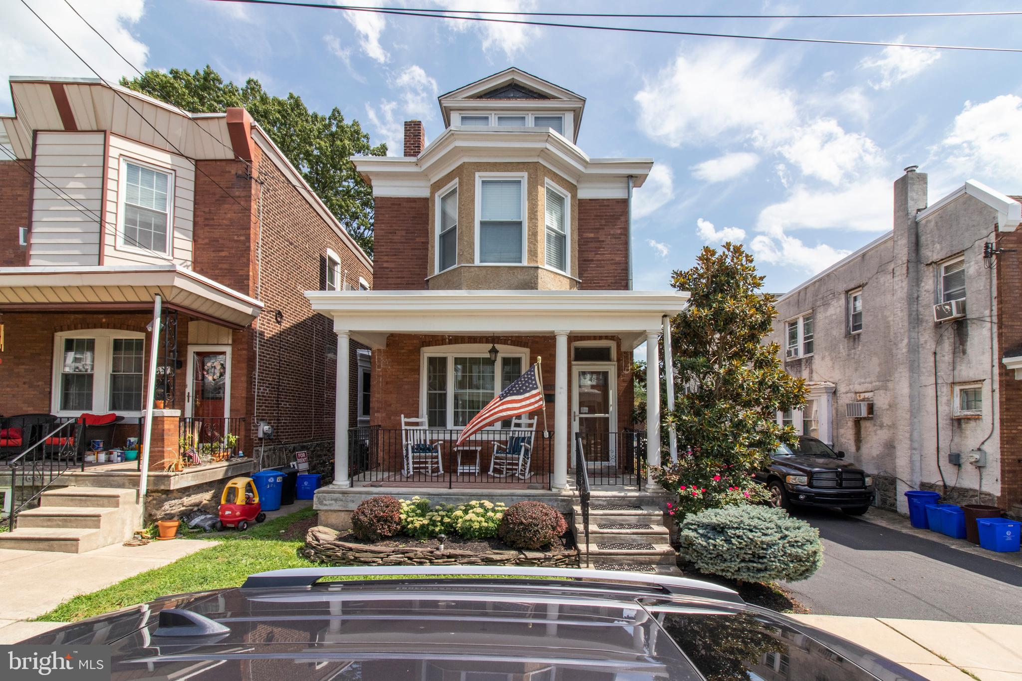 ROXBOROUGH - Residential Lease