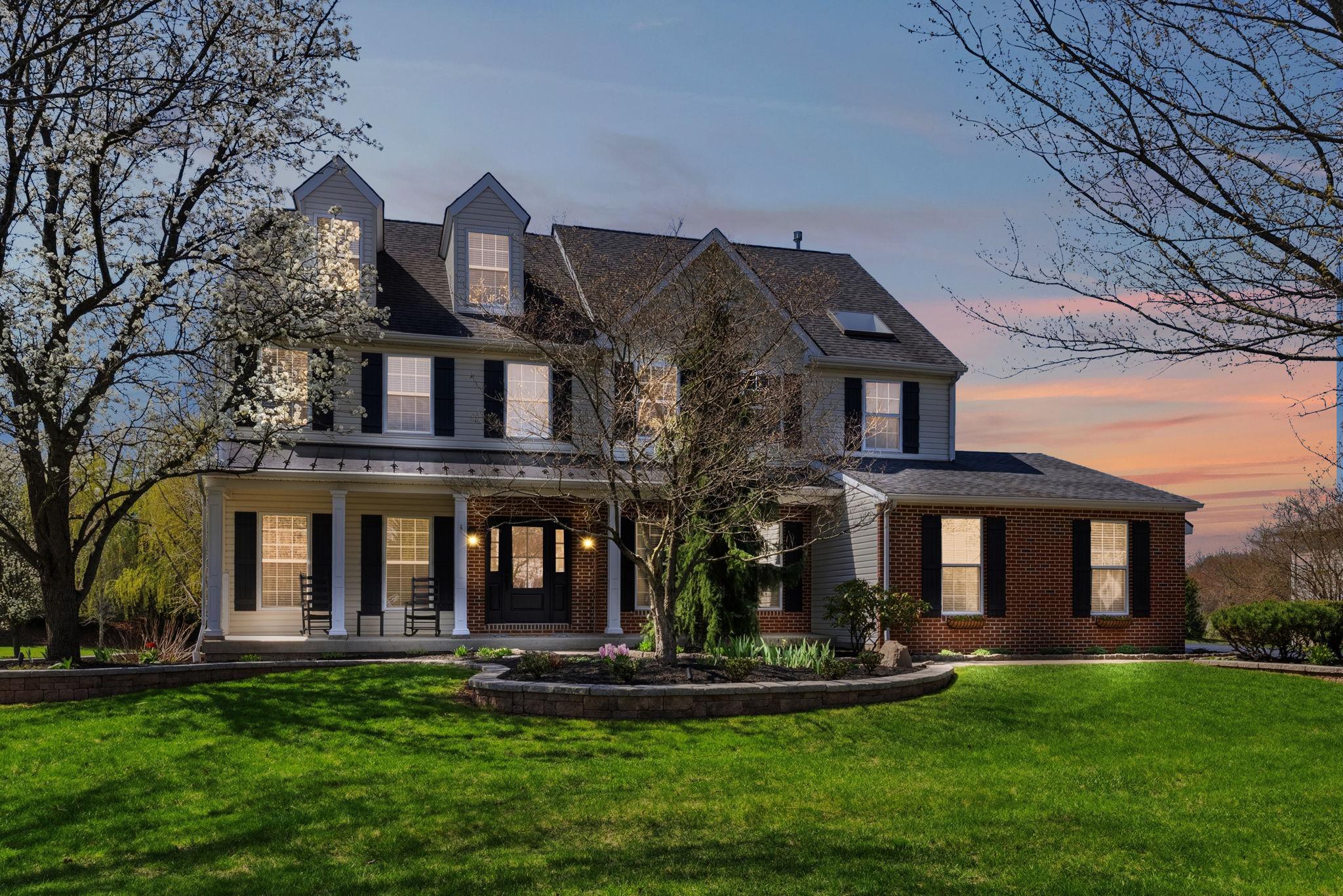 LOCHWOOD ESTATES - Residential