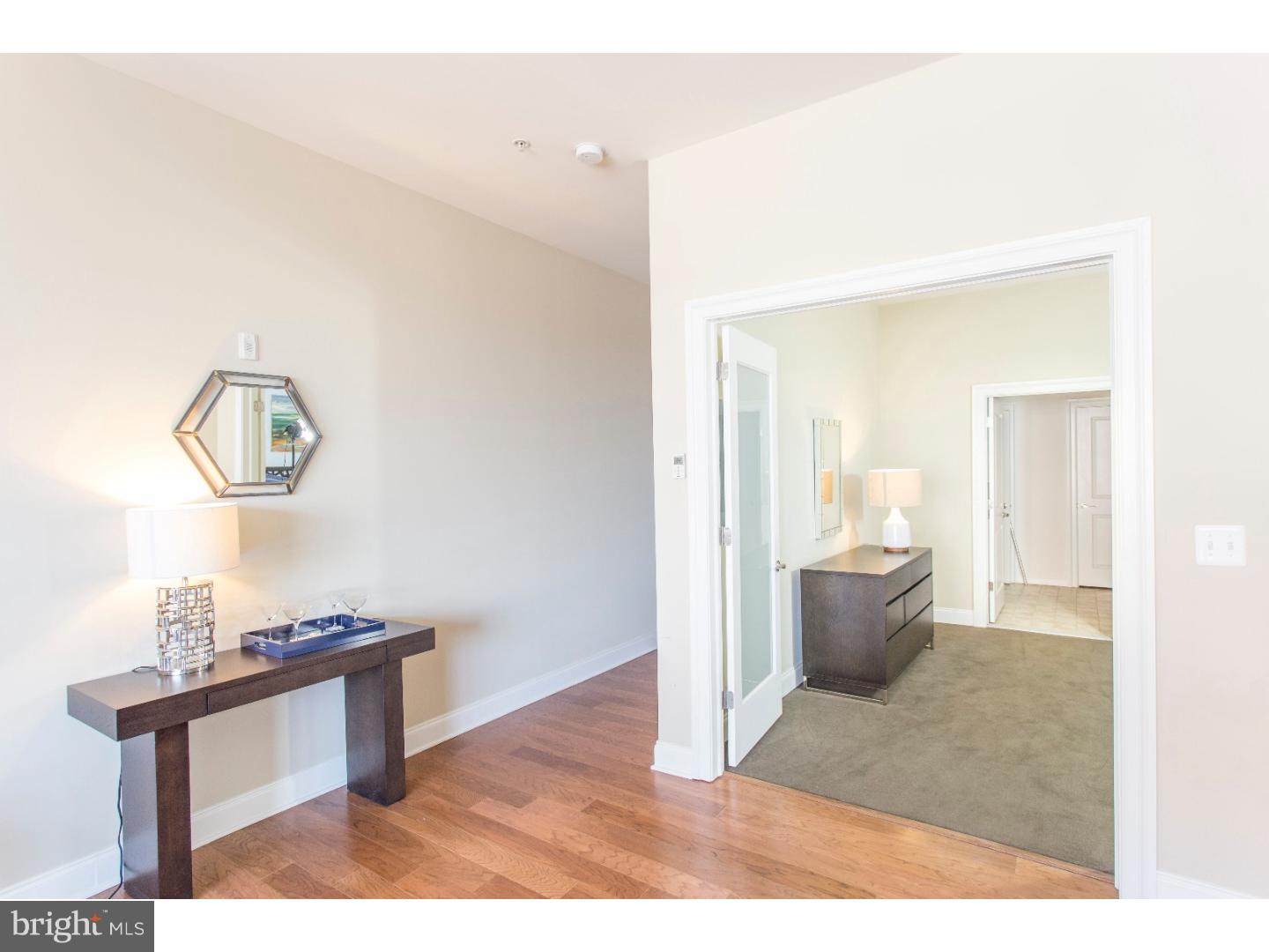 ART MUSEUM AREA - Residential Lease