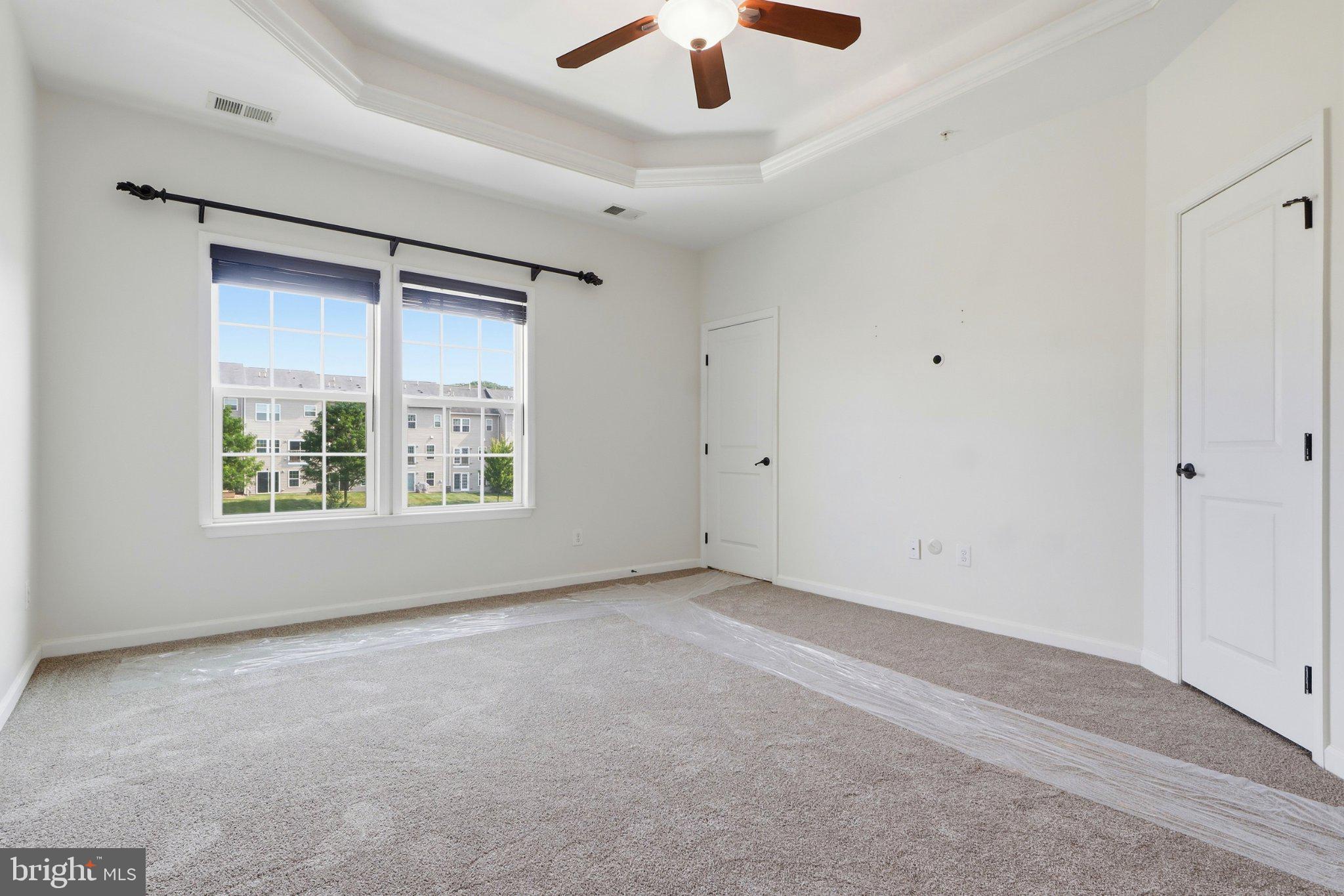 STONEGATE AT REGENTS GLEN - Residential
